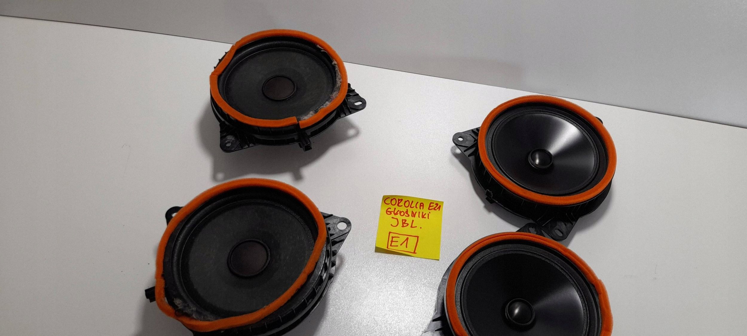 Toyota Corolla E21 4X speakers Oryginalne JBL 8616002D10 (E1)