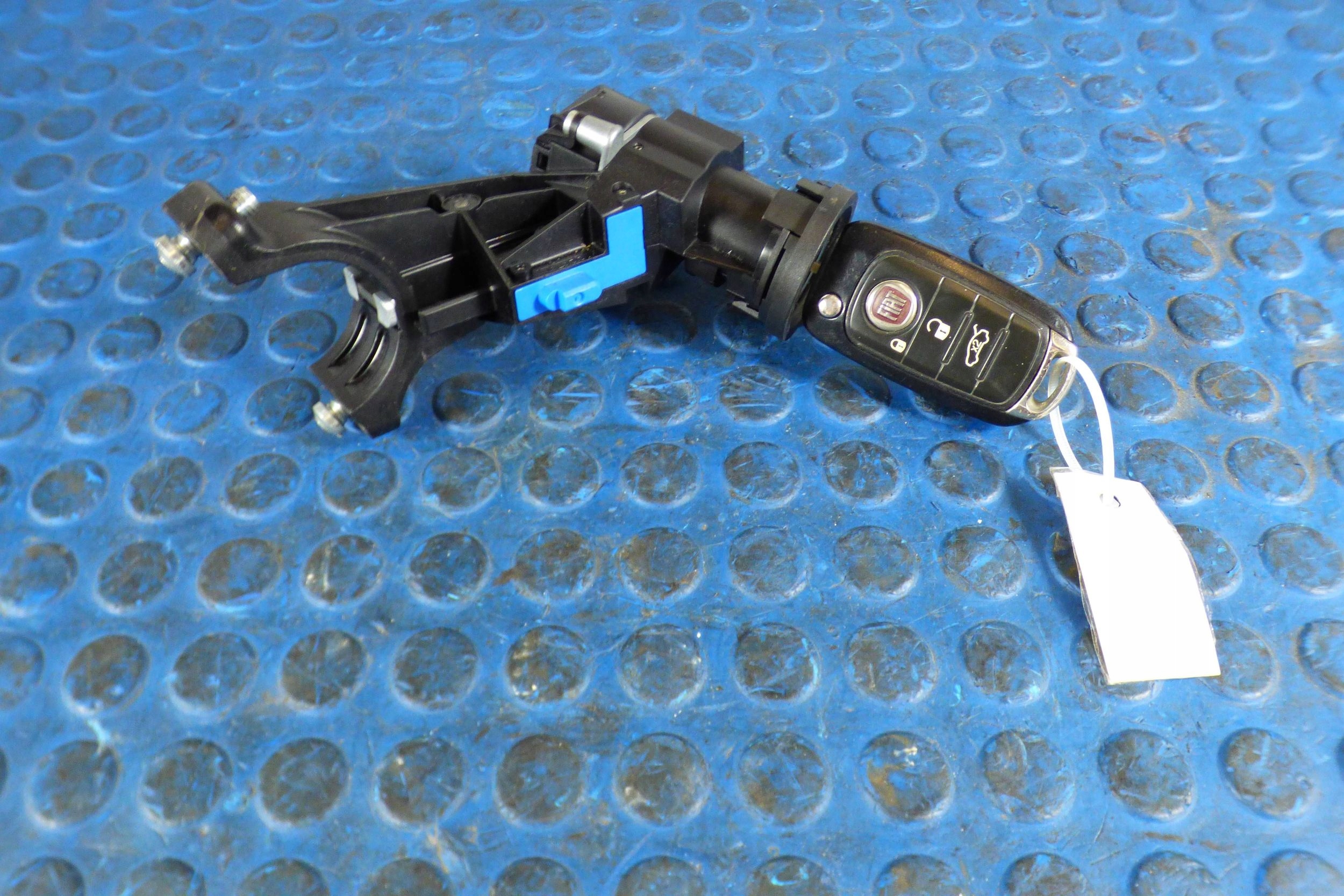 Fiat Tipo II ignition key kpl. 00519773450