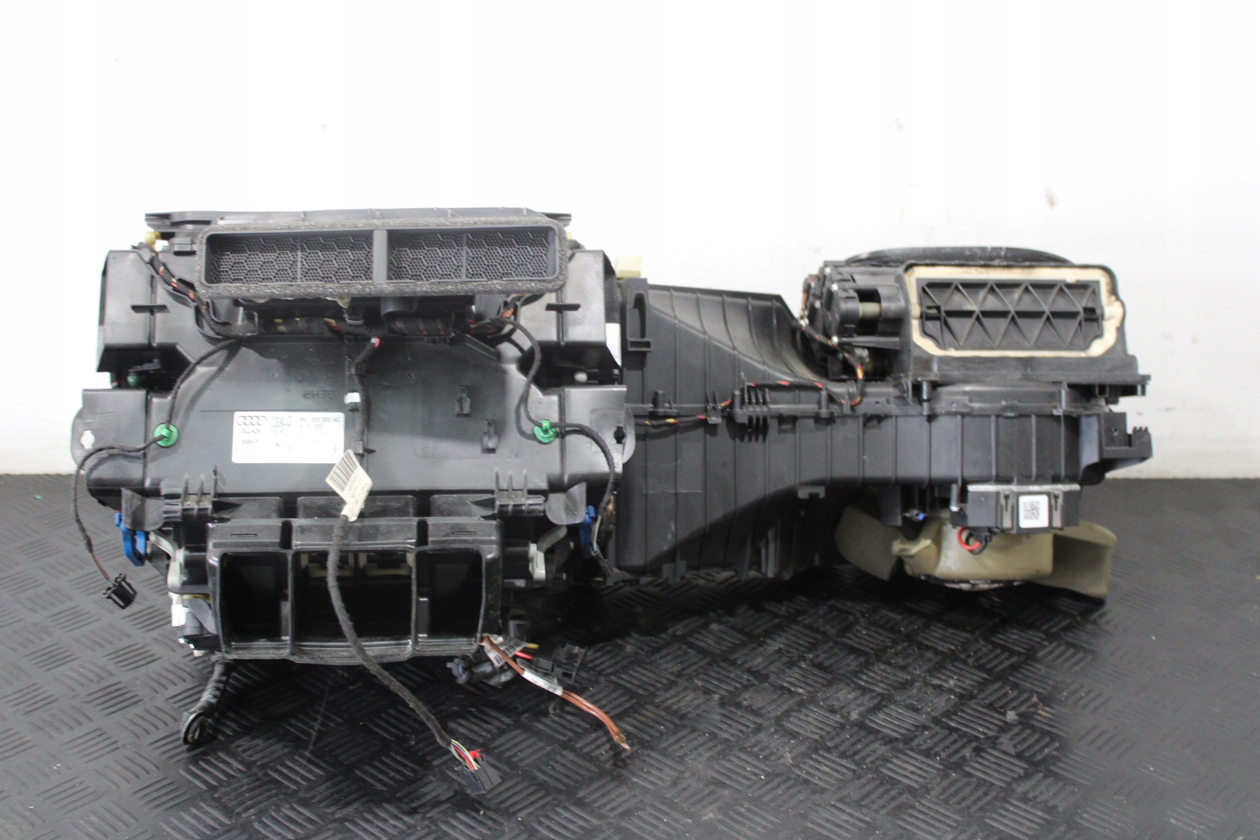 heater air AUDI A5 8T 8T0 COUPE 8K1820005AC