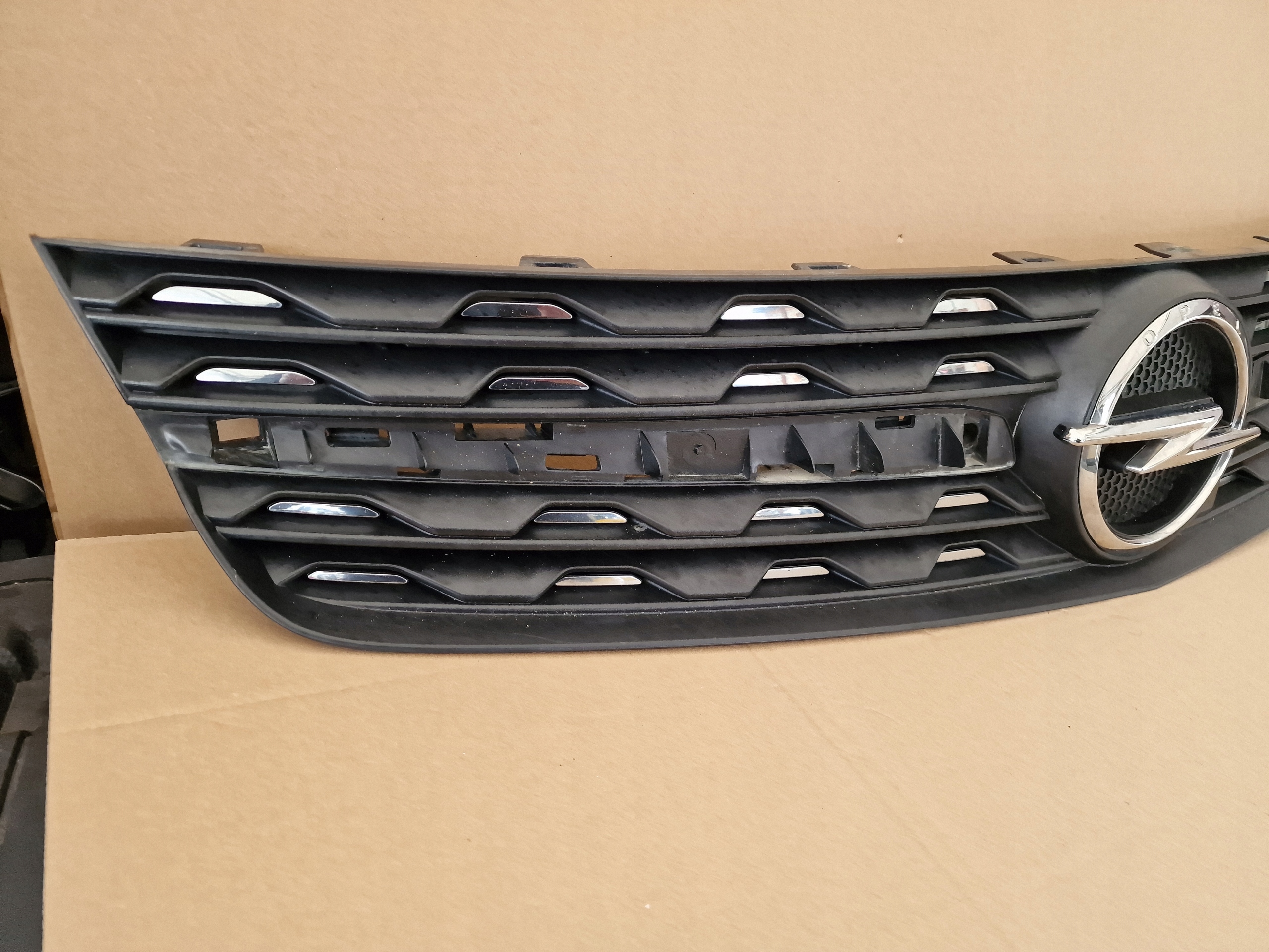 Opel Zafira Kühlergrill FRONTGRILL Kühlergitter - Thumbnail 2