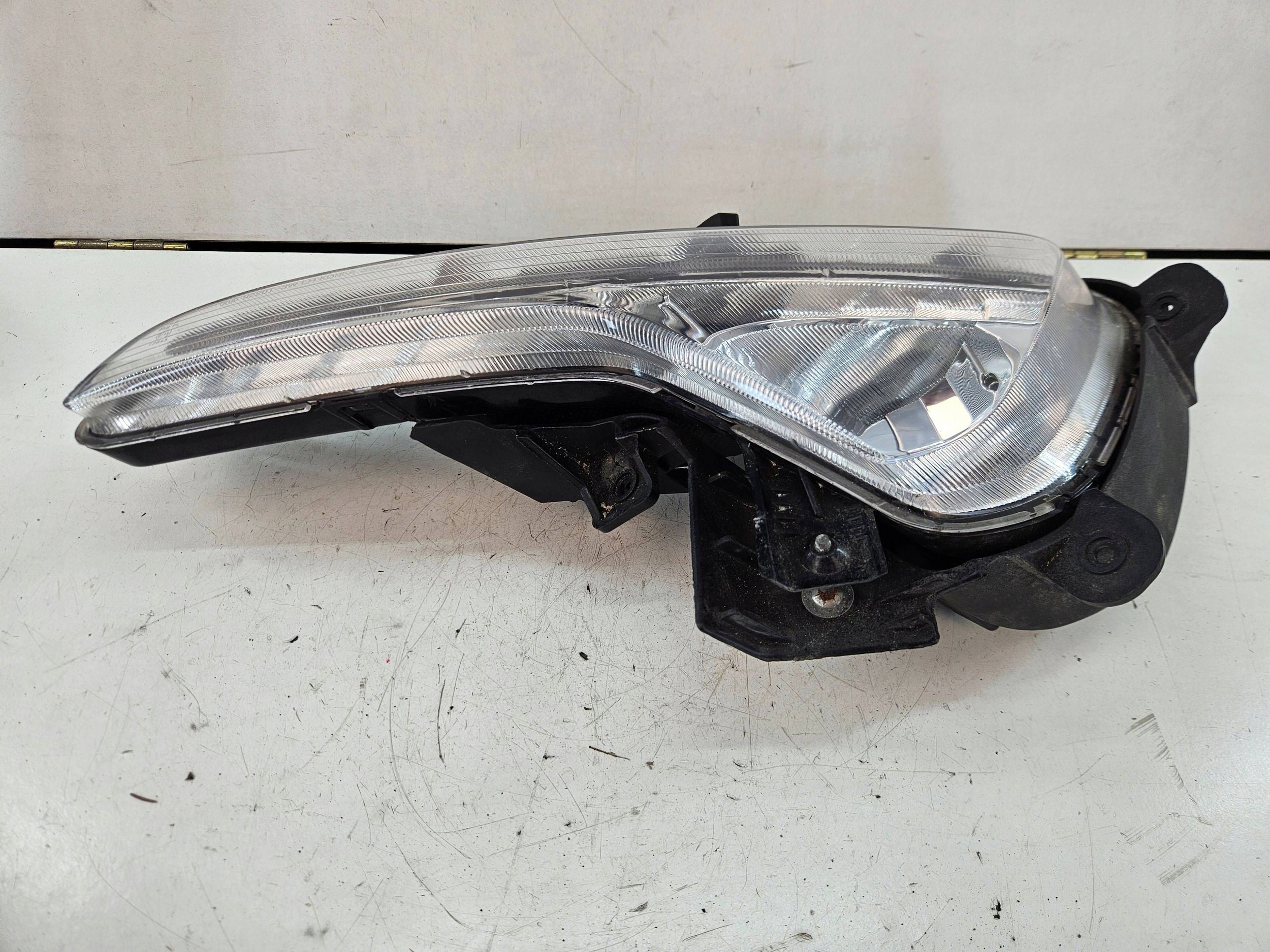 KIA Sportage III 3 light przeciwmglowe front left front