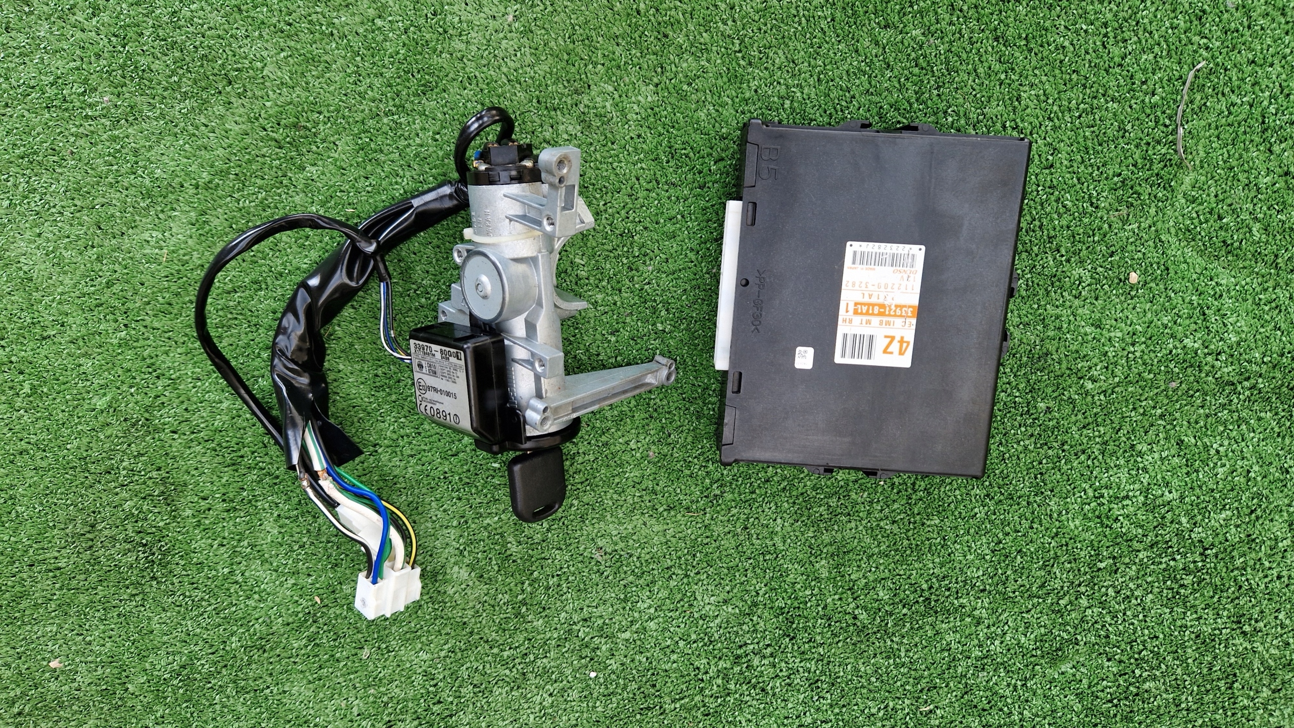 control unit computer SUZUKI JIMNY 33921-81AL 4Z