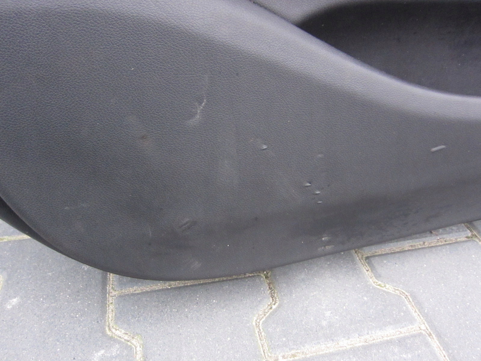 BMW 7 G12 side door driver´s upholstery left front black leather 9661986