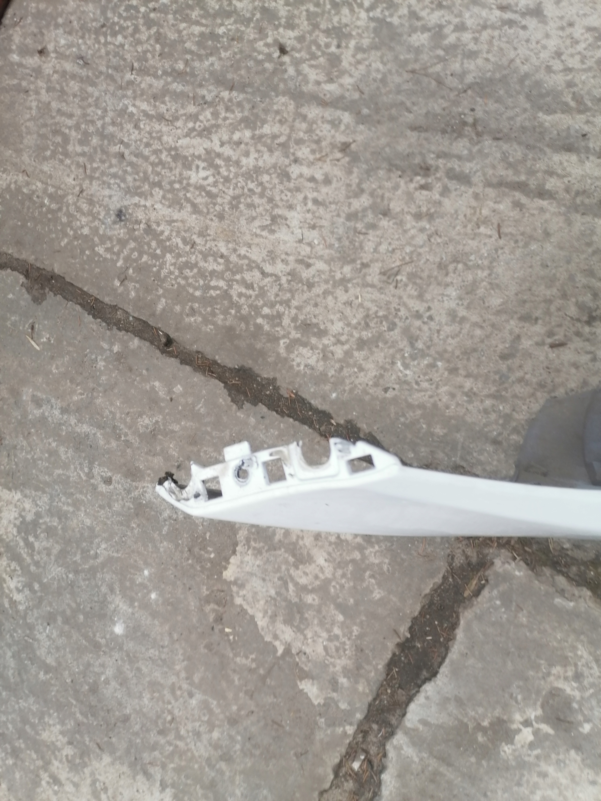 MERCEDES W205 AMG bumper front PDC A2058850925