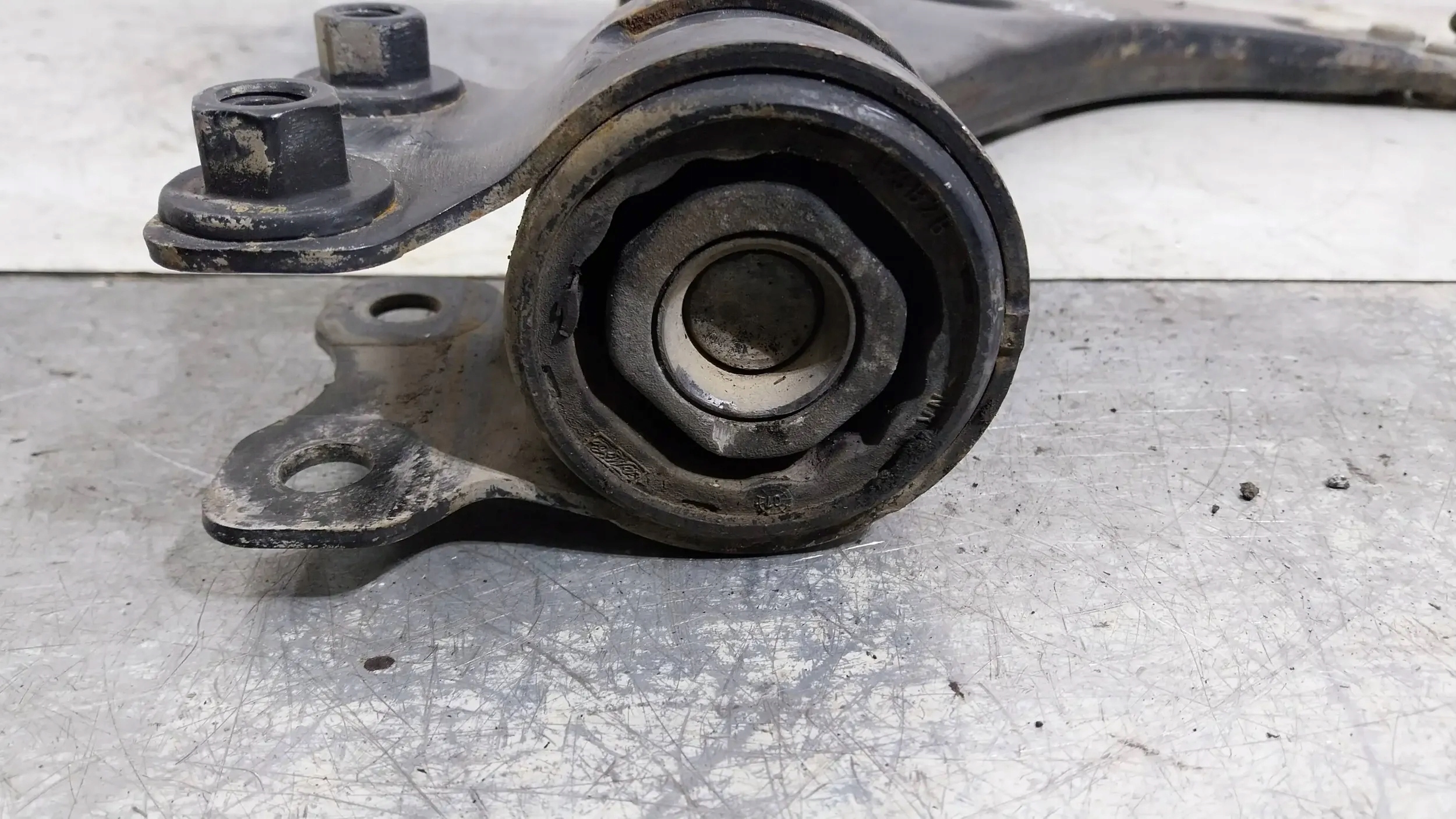 arm right front FORD C-MAX MK1 FOCUS MK2