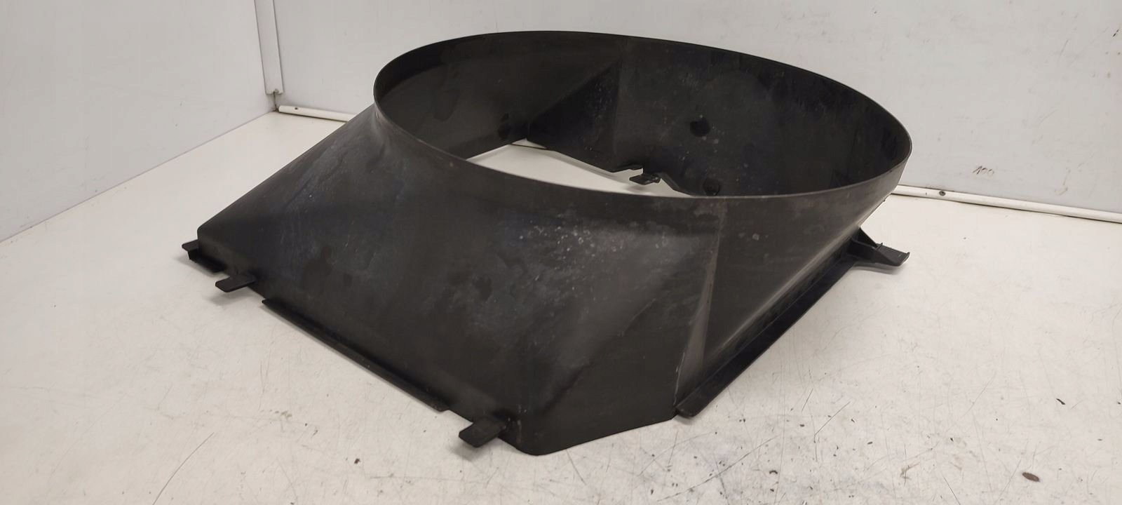 Boîte Ventilateurs Mercedes W124 2,2