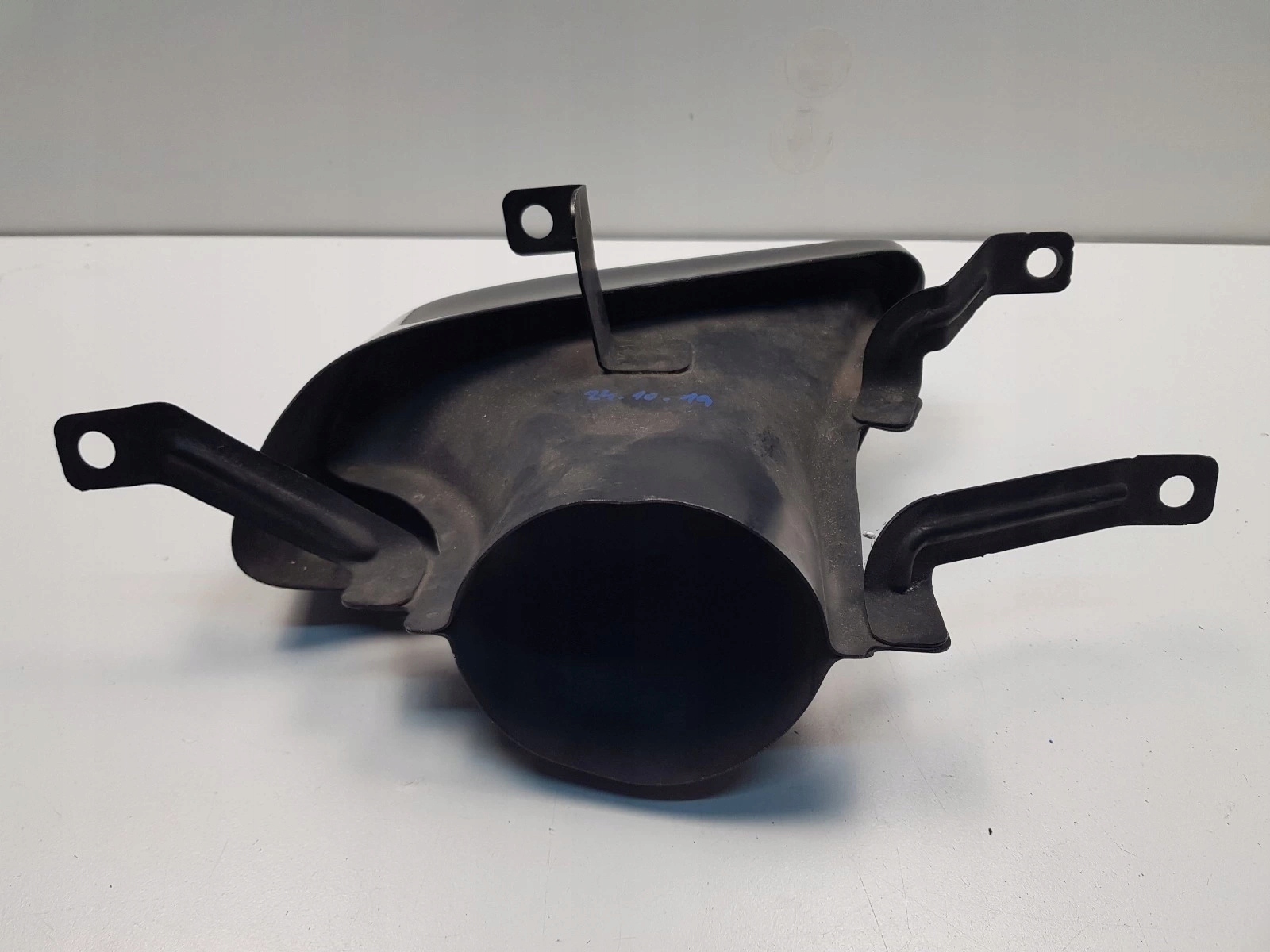 SKODA OCTAVIA III RS KOŃCÓWKA WYDECHU PRAWA 5E0253682J Numer katalogowy części 5E0253682J