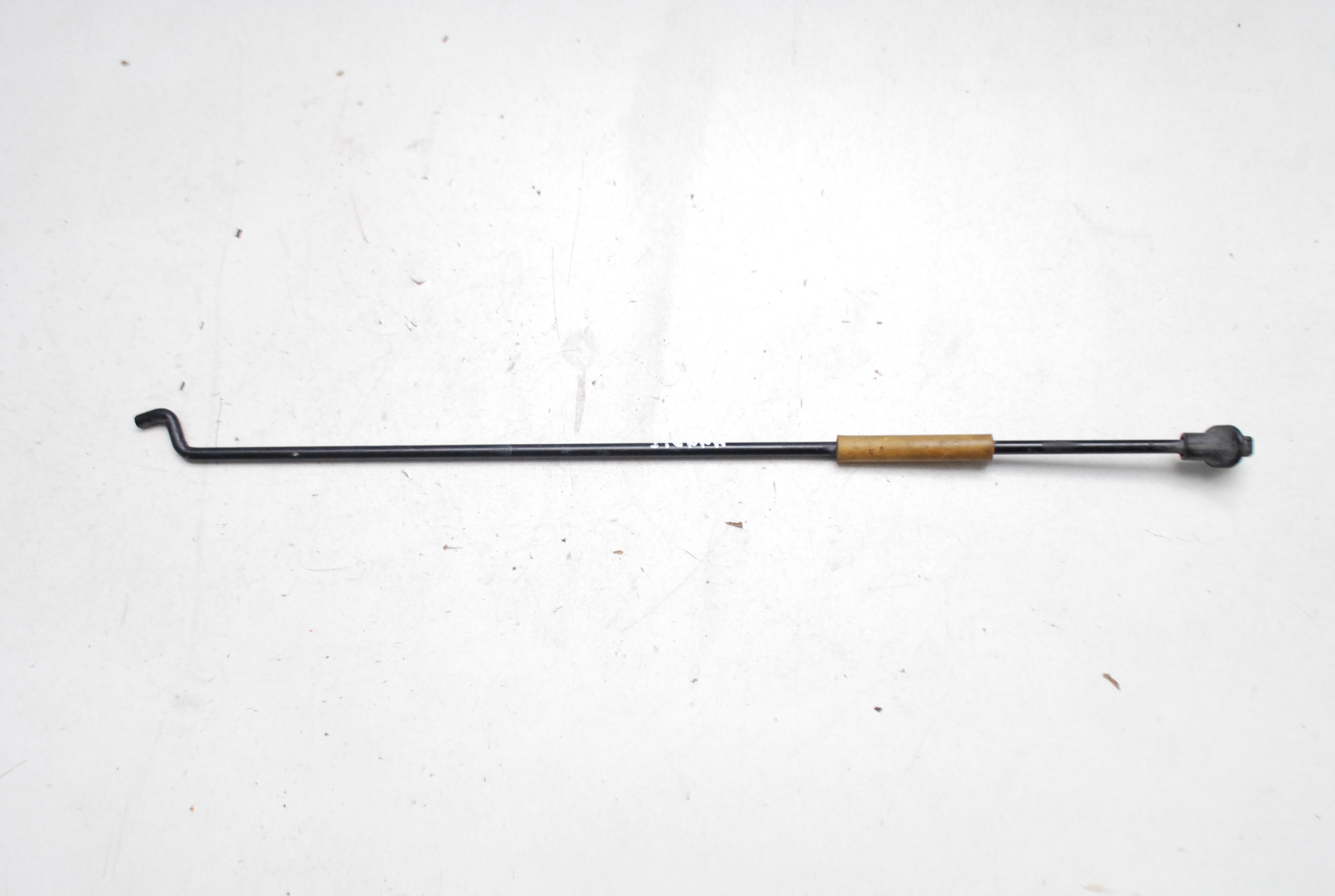 Podpora Maski Toyota Sienna 16r 3 5