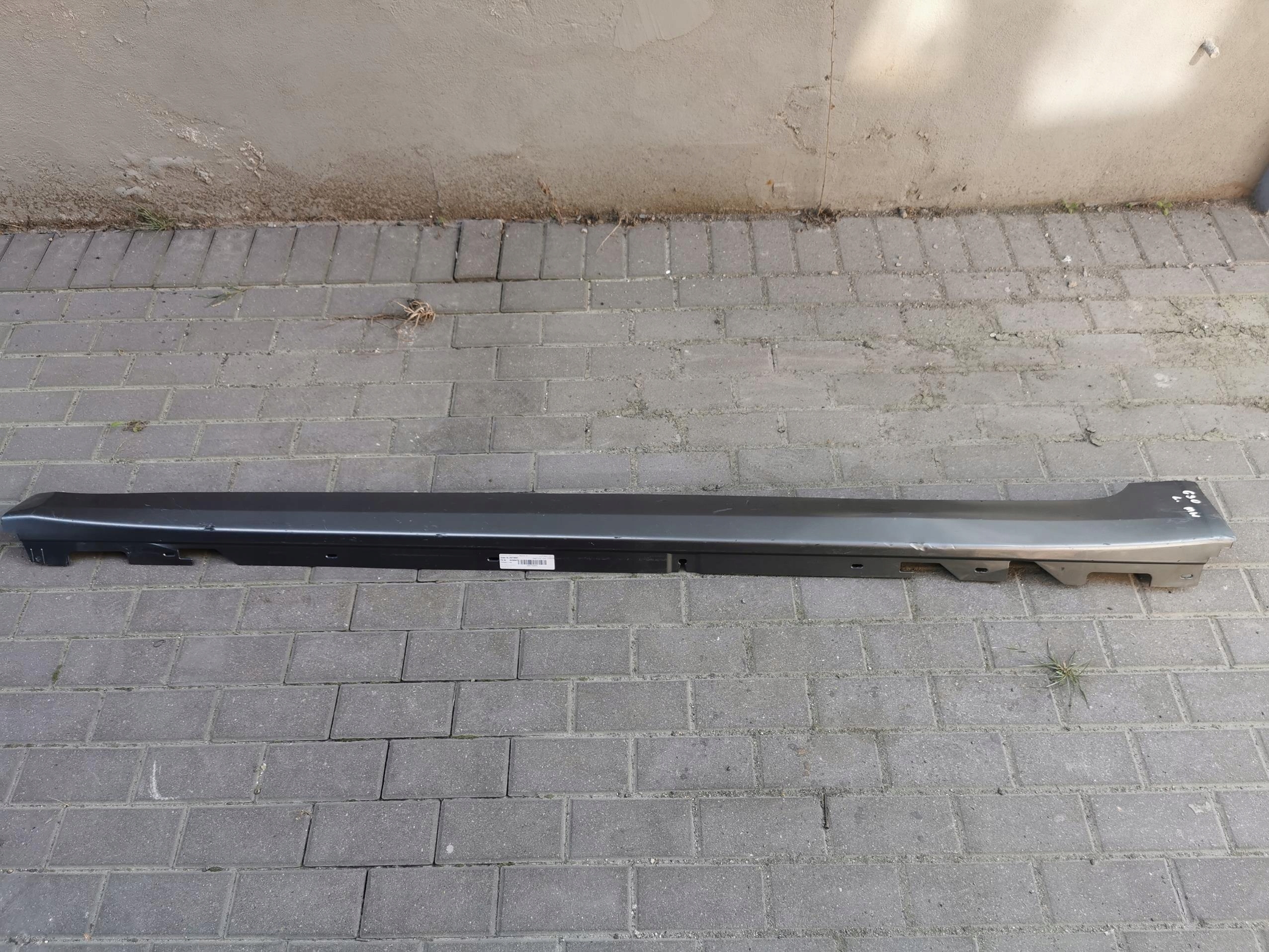 moulding threshold left BMW SERIA 5 G30 BLUESTONE 17