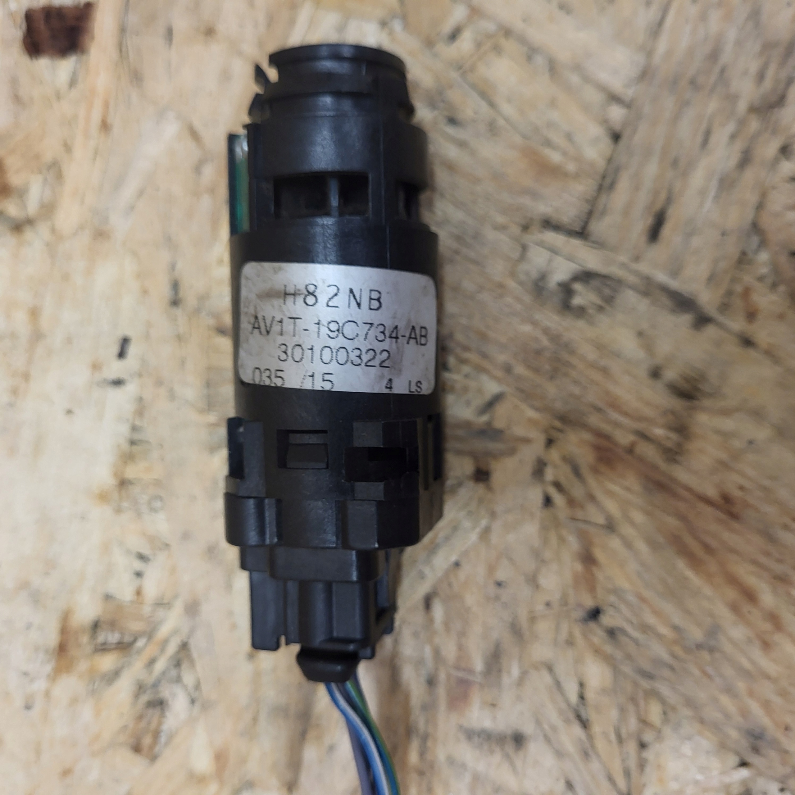 FORD B MAX Sensor TEMPERATURY KLMATRONIK AV1T19C734AB