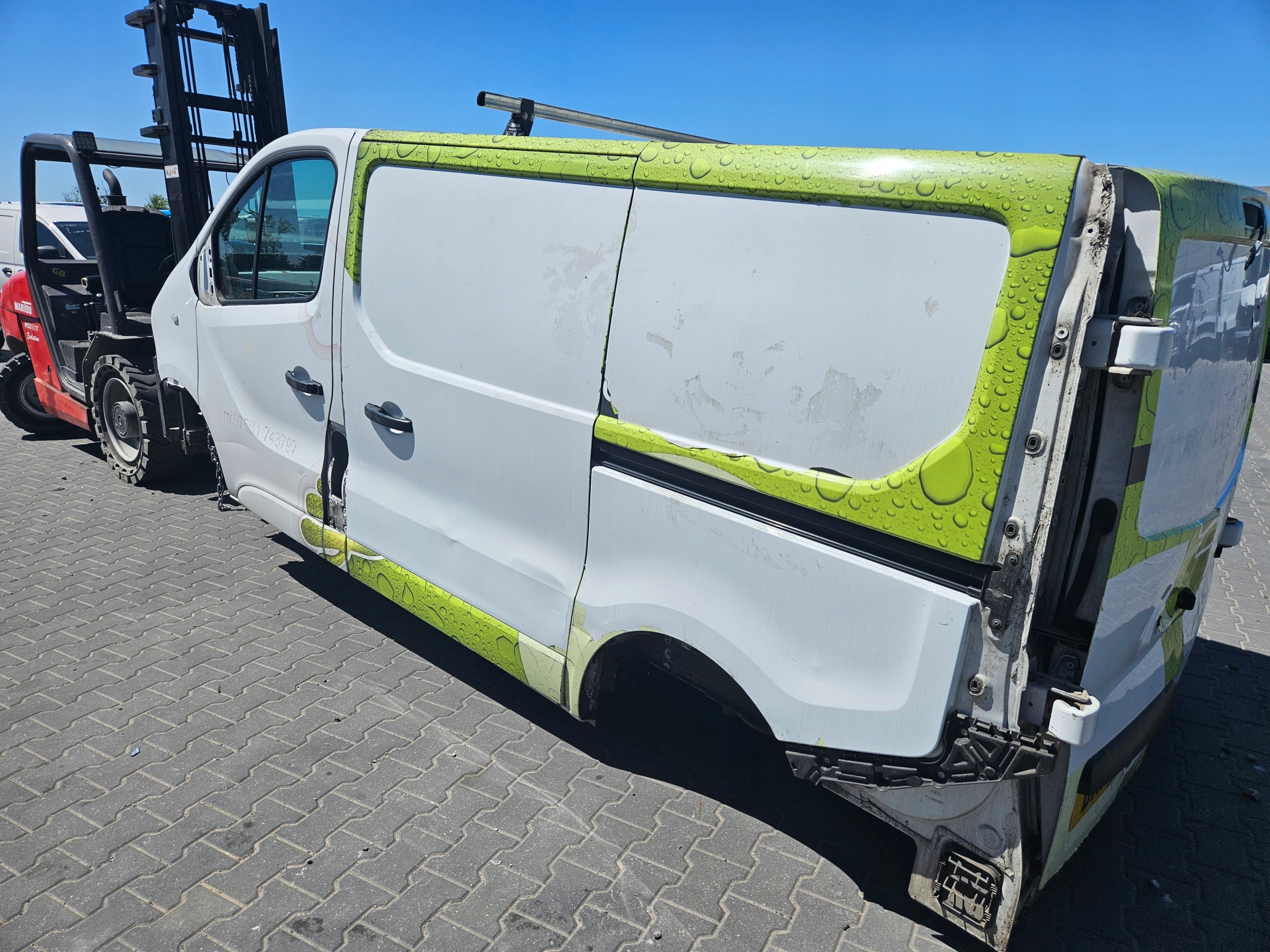 LONGHERONE parafango BOK sinistra posteriore LT OPEL VIVARO B TRAFIC III 16R