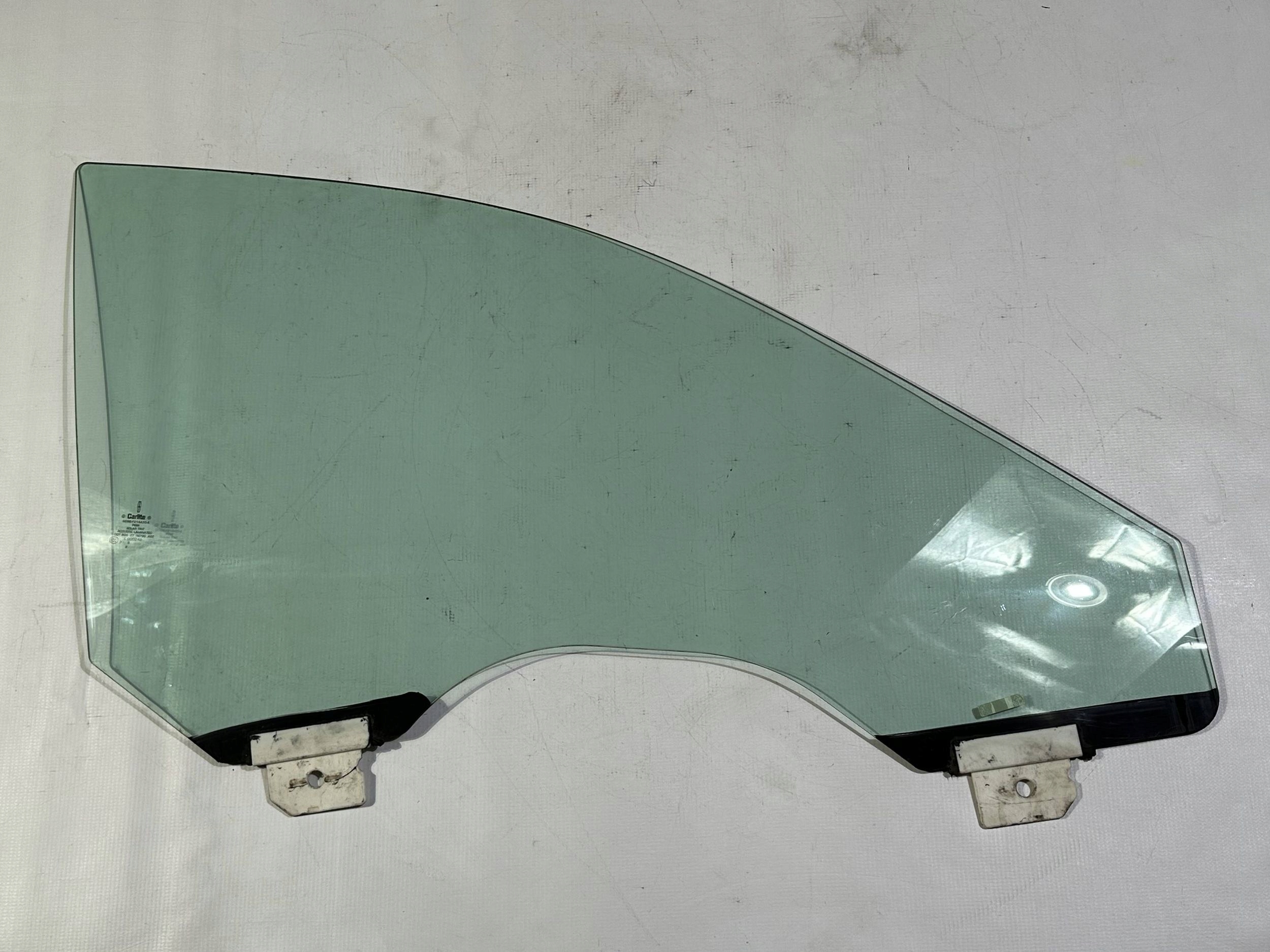window door front front right of the passenger Lincoln Continental 2017+