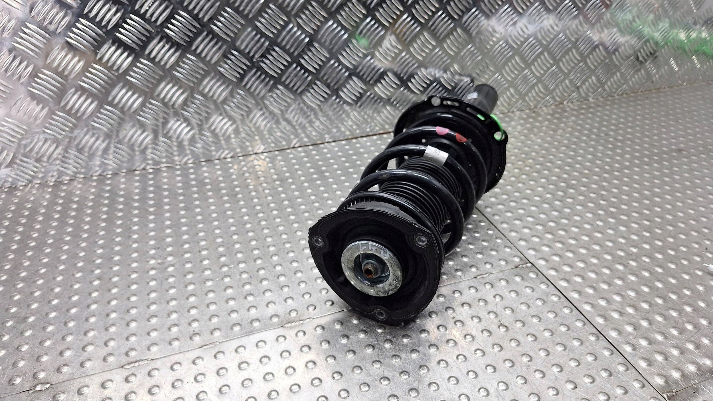 shock absorber left right front 8S0413031A AUDI TT TTS 8S