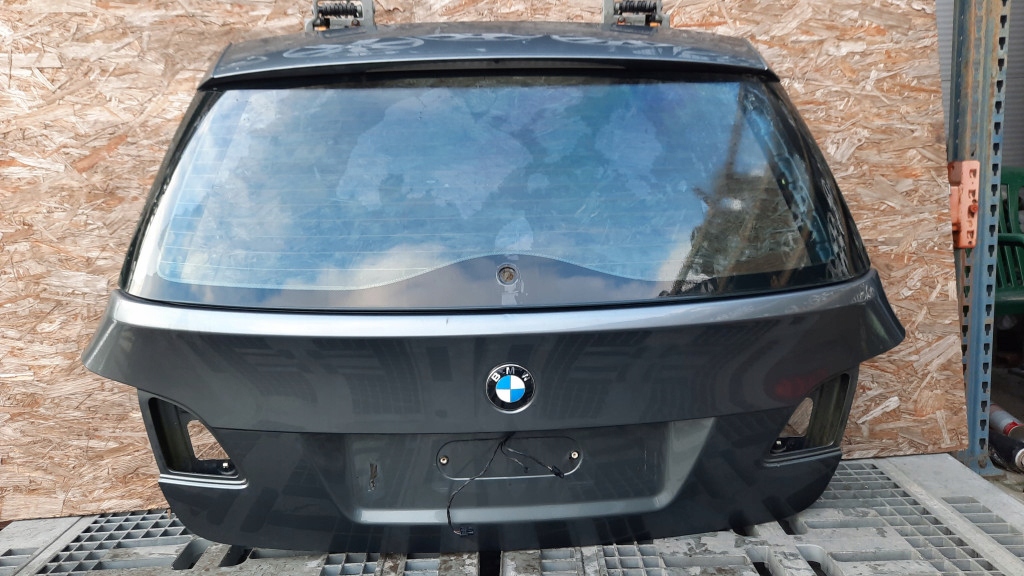 TYLNA KLAPA BMW E61 03-07R