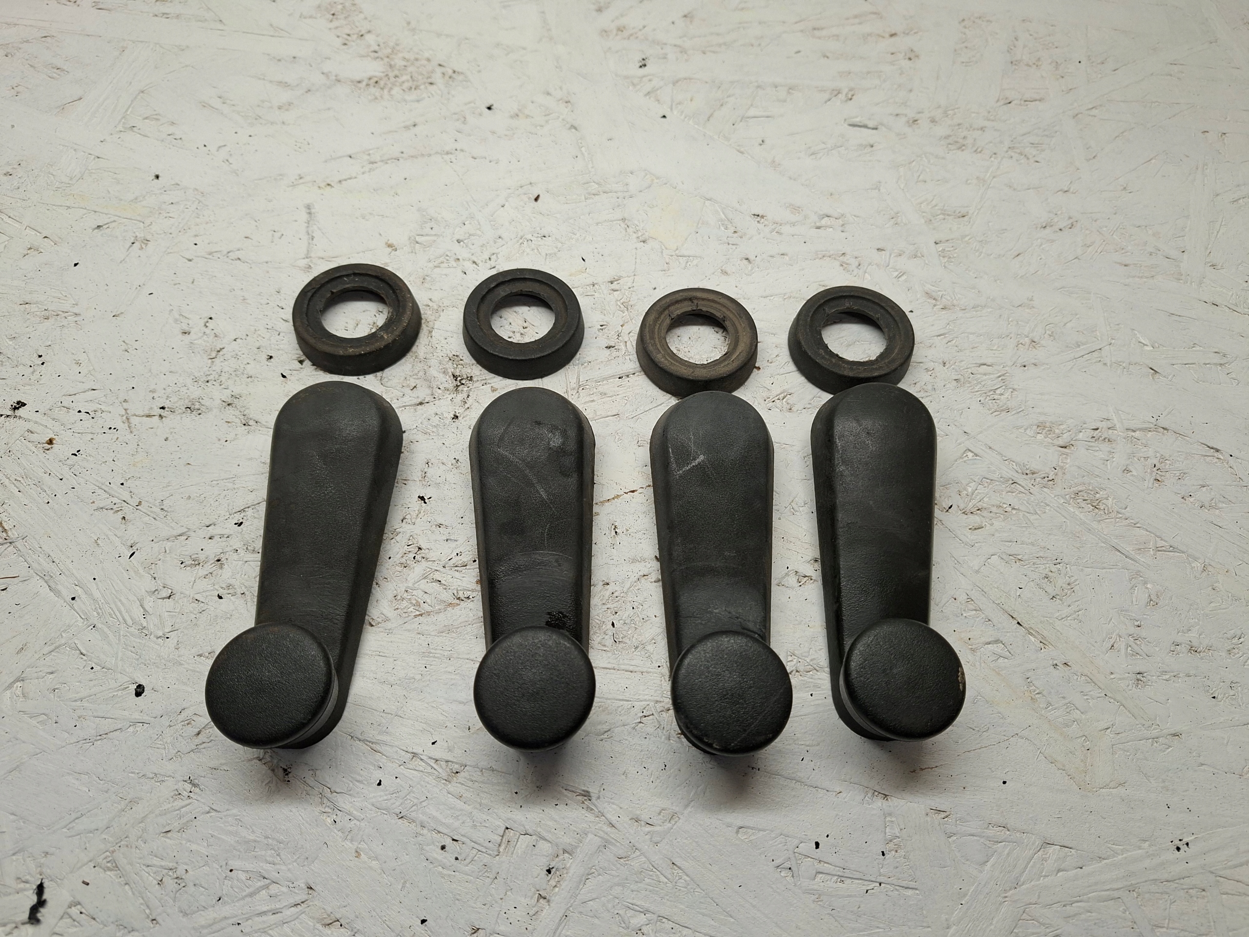 Korbki, rozetki szyb Polonez Caro