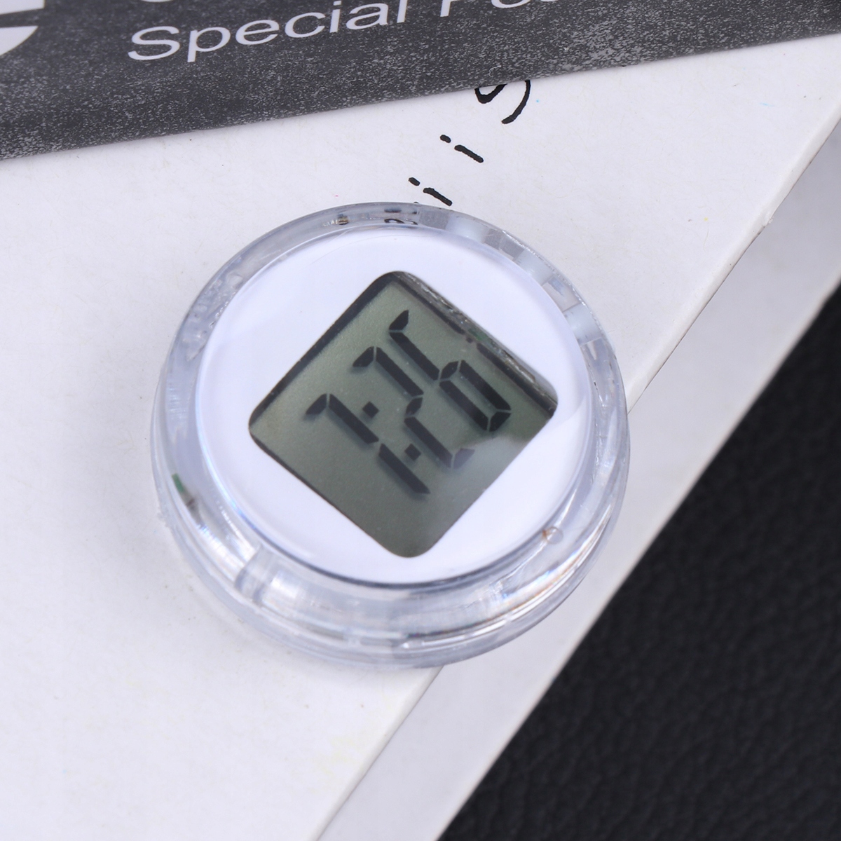 Wodoodporny samoprzylepny zegary motocyklowe Waga produktu z opakowaniem jednostkowym 0.8 kg