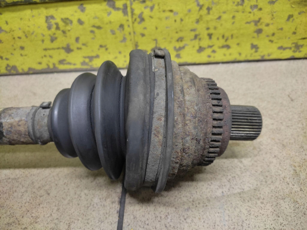 AUDI A6 C5 2.8 semi-axis right front