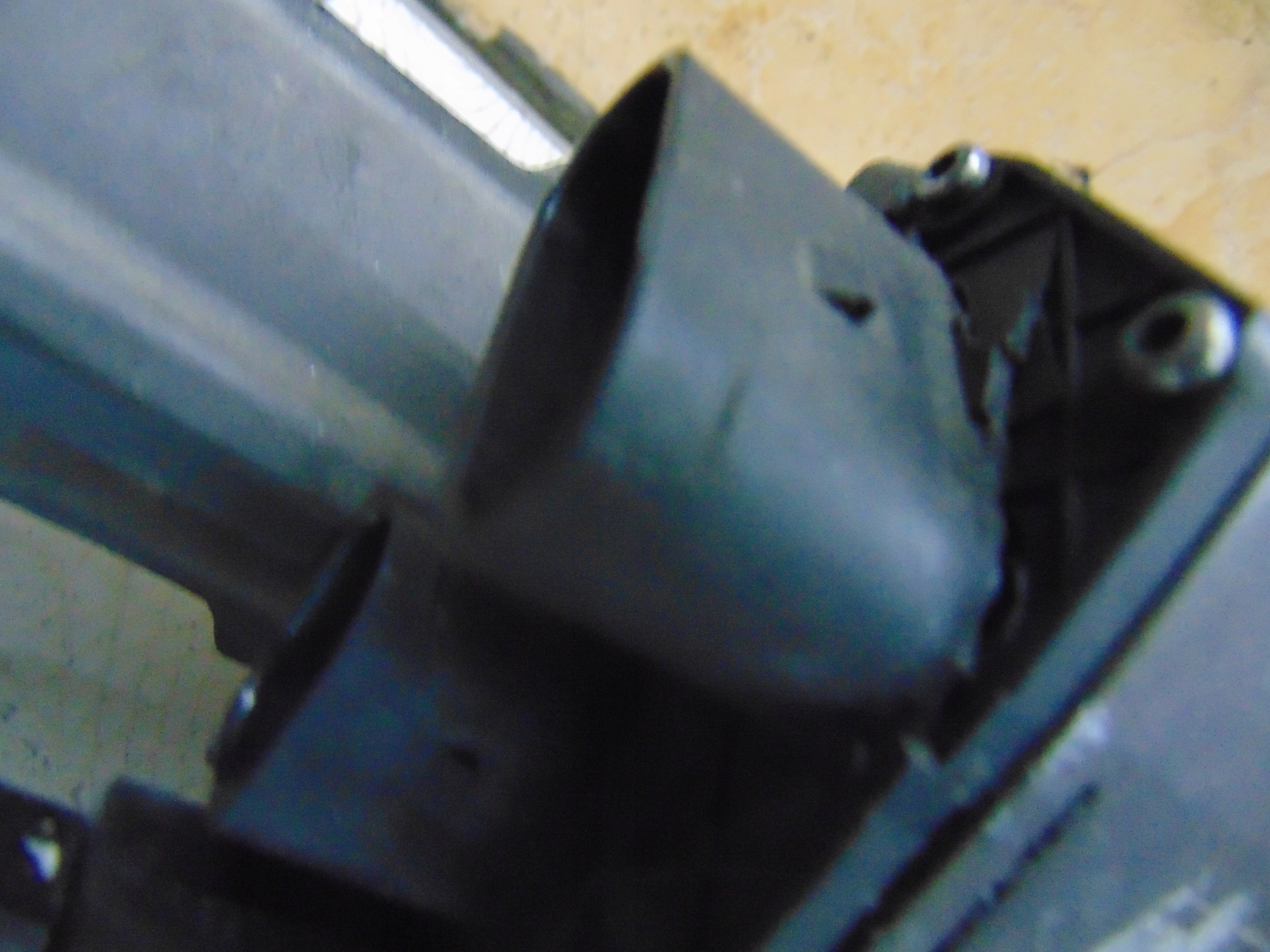 BOÎTER DIRECTION AUDI Q5 80A 4G1423055DD