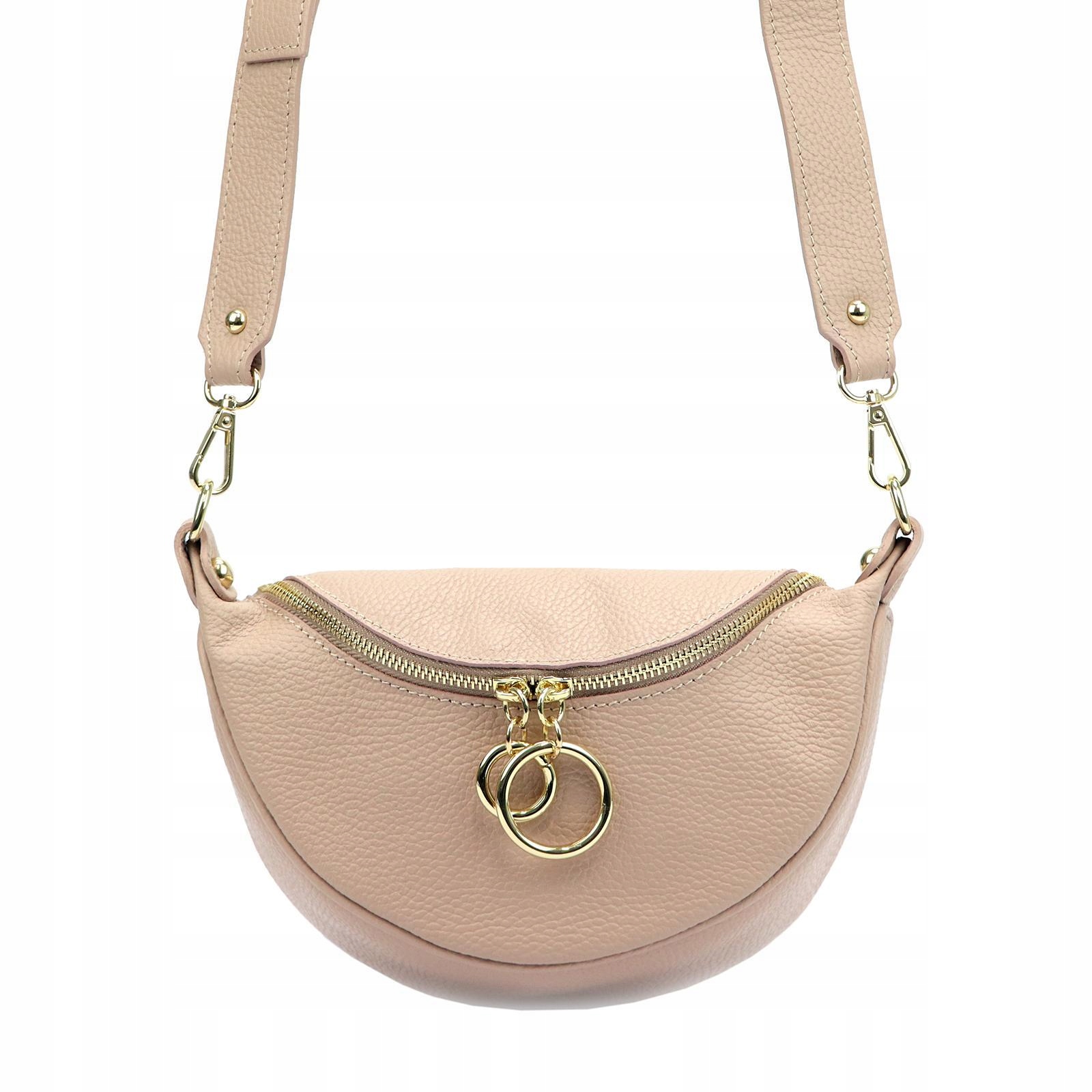 Malá Kabelka S Přívěskem Přes Rameno Z Koženého Materiálu