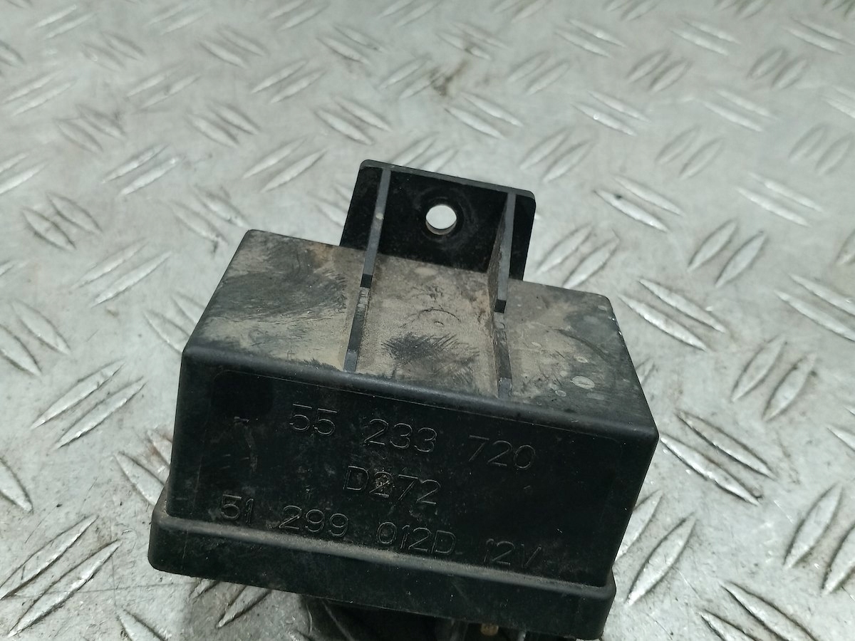 PRZEKAŹNIK ŚWIEC ŻAROWYCH FIAT CROMA 2005- 55233720 Numer katalogowy części 55233720