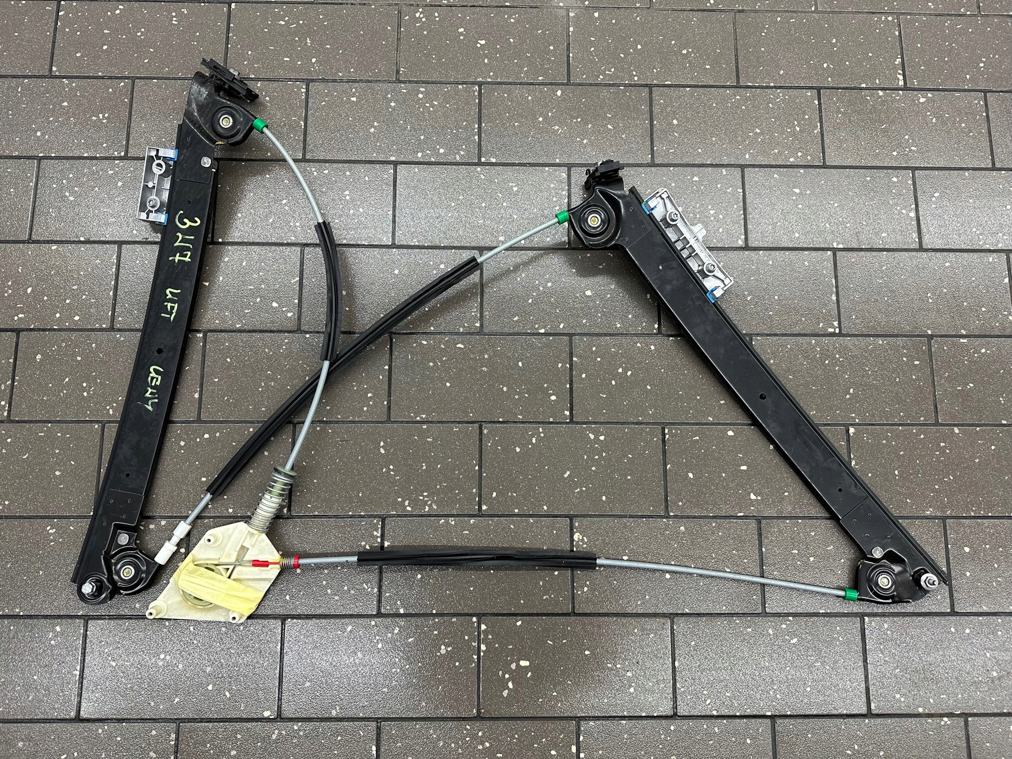 MECHANIZM SZYBY LEWY BENTLEY CONTINENTAL CABRIO 3W