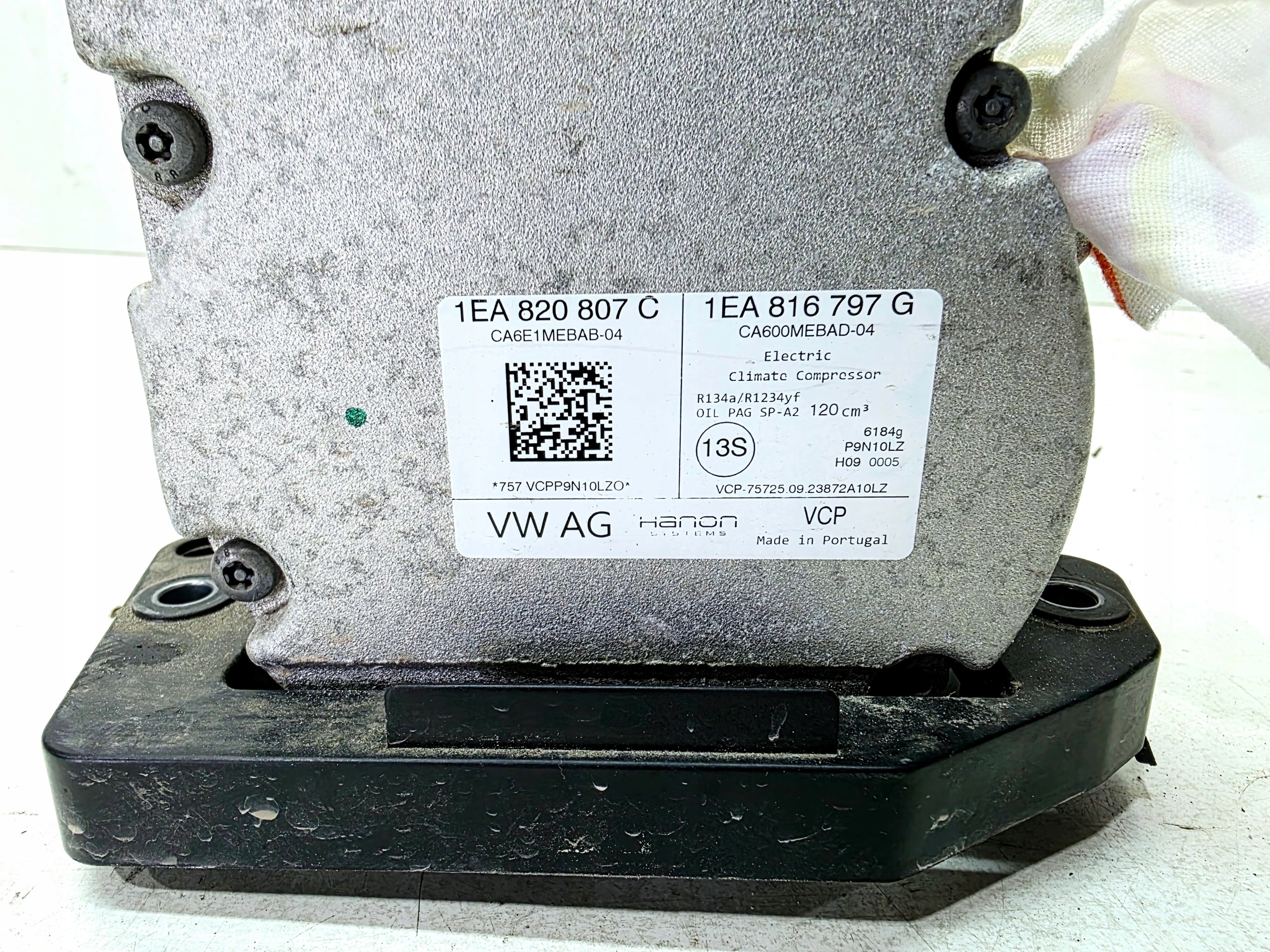 compressor compressor; of the air conditioning AUDI Q4 E-TRON 1EA816797G 1EA820807C