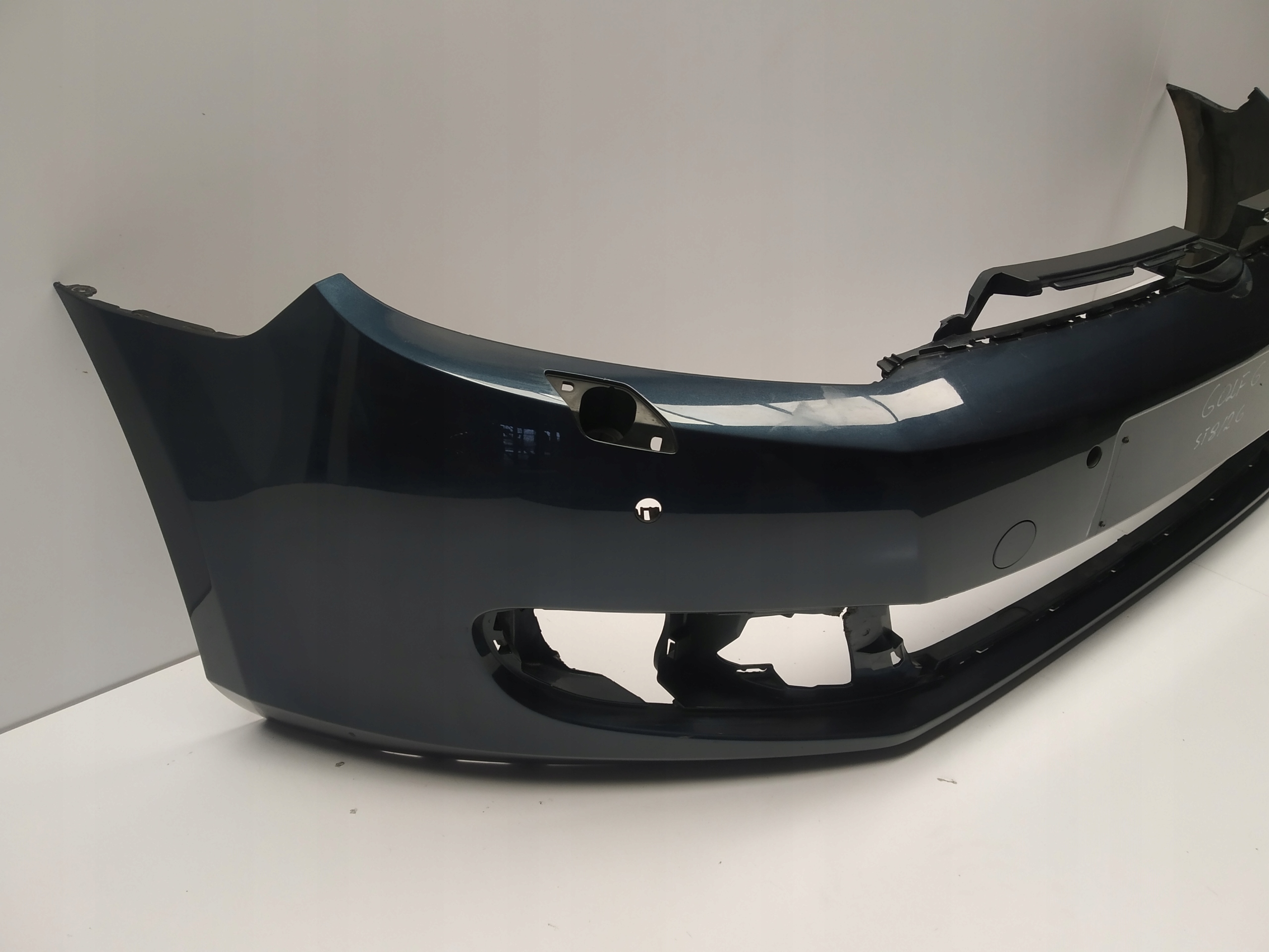 Vw Golf VI 6 Hb bumper front washers PDC 5K0807221 original blue