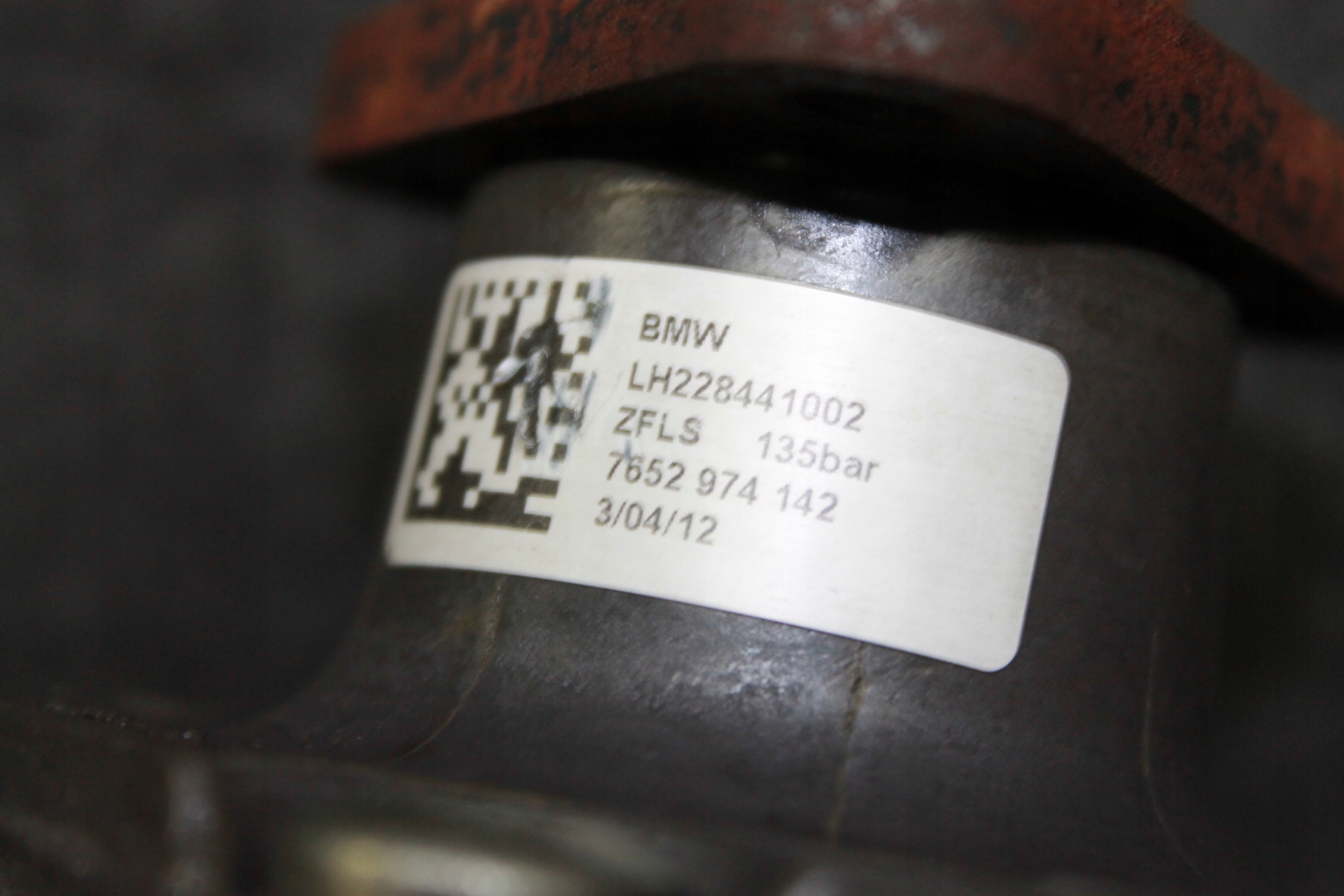 BMW X3 E83 1.8D 2.0D N47 servo pump ZF 135 BAR - 7652974