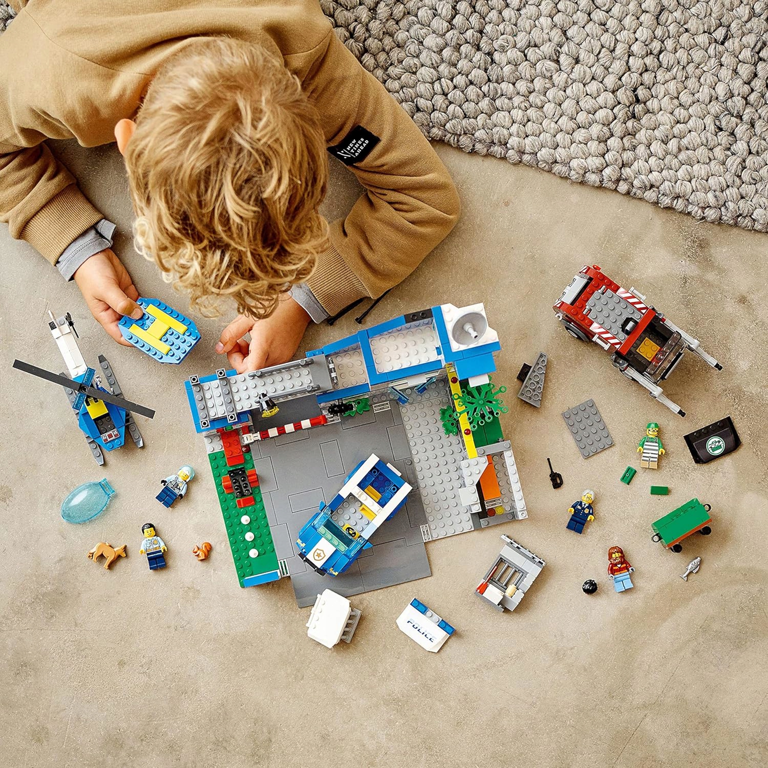 KLOCKI LEGO CITY KOMISARIAT POLICJI PREZENT DUŻY ZESTAW POSTERUNEK KOMENDA Stan opakowania oryginalne