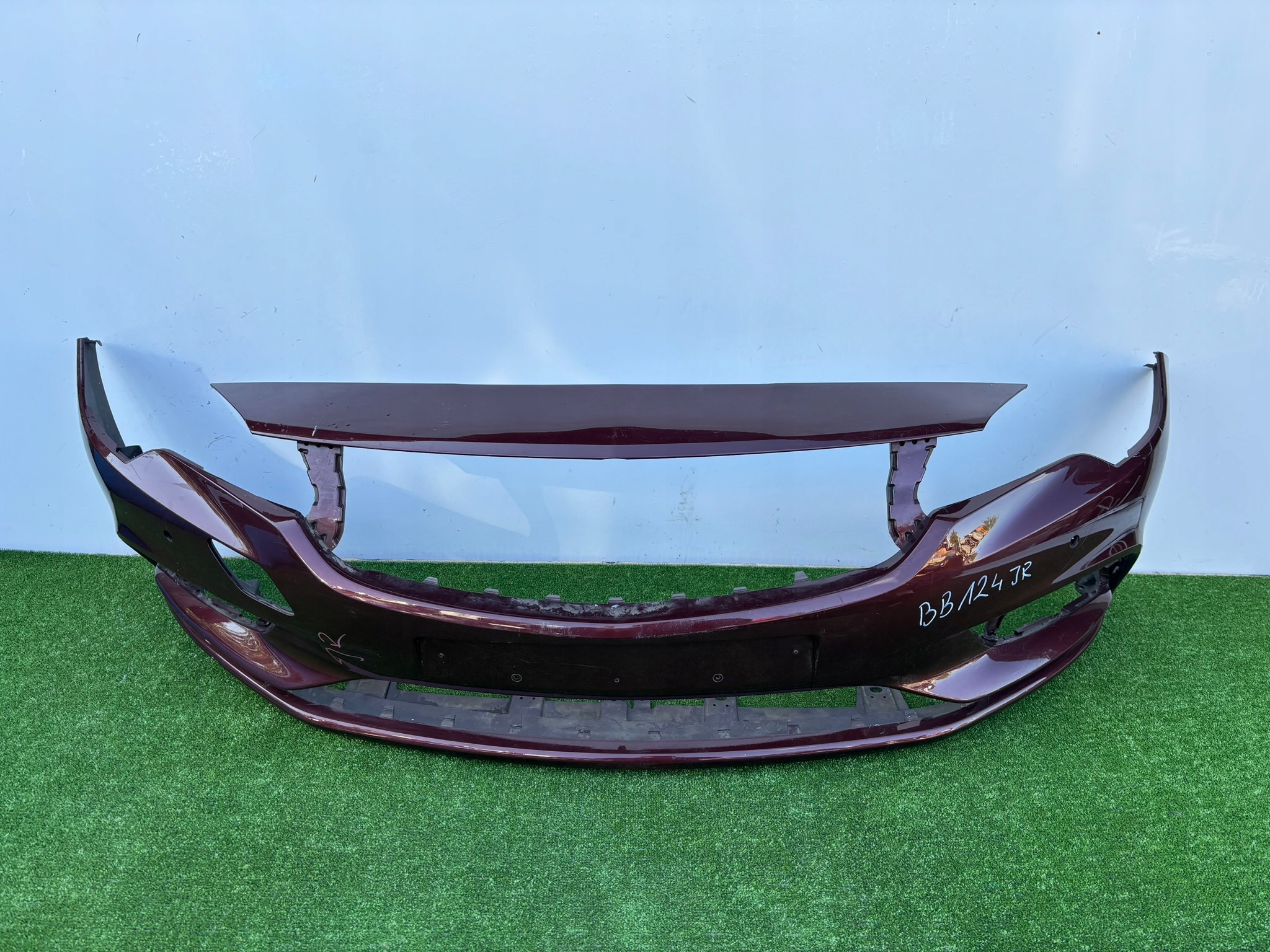 OPEL ASTRA 5 V K bumper front below sensors 39052730 BB124JR