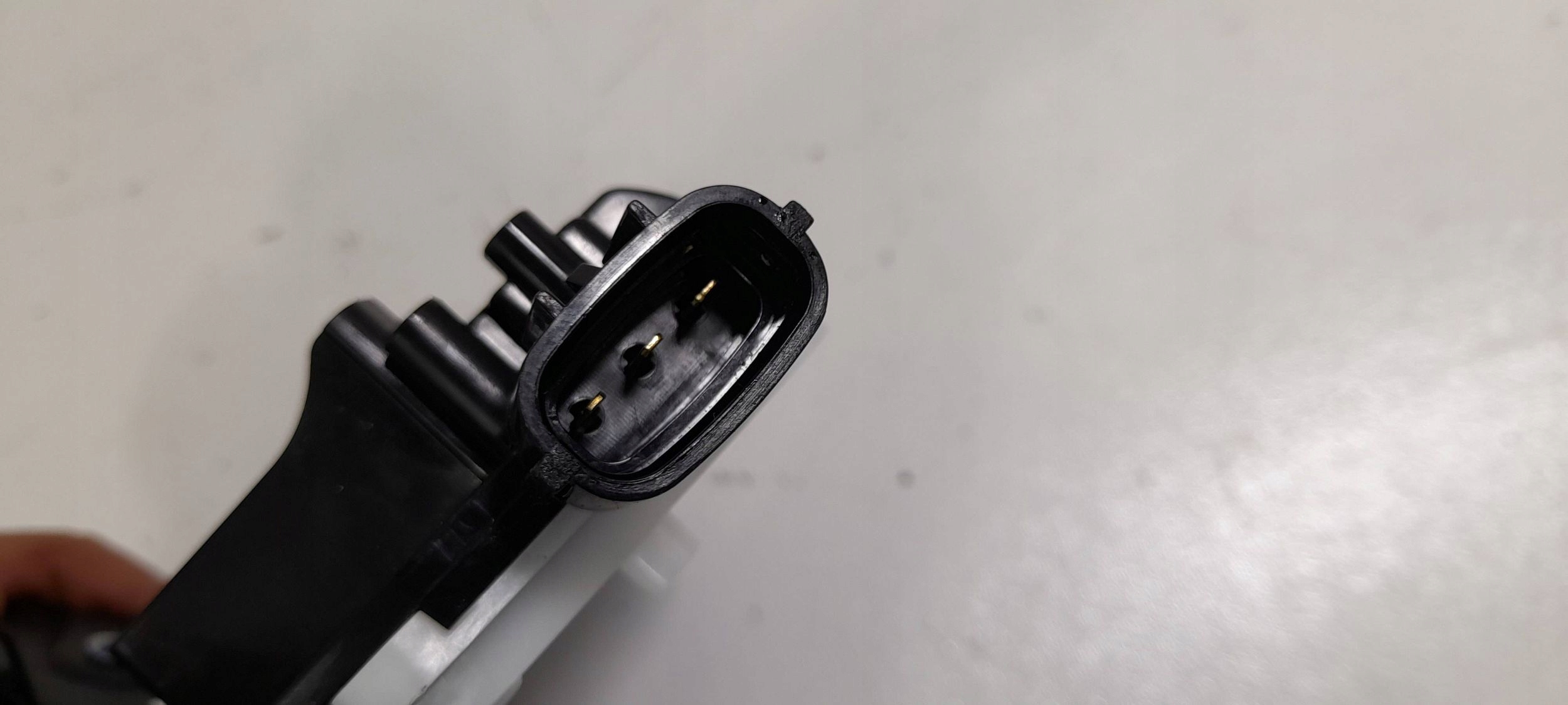 Toyota Corolla E21 Hatchback lock bonnet boot (ZB317)