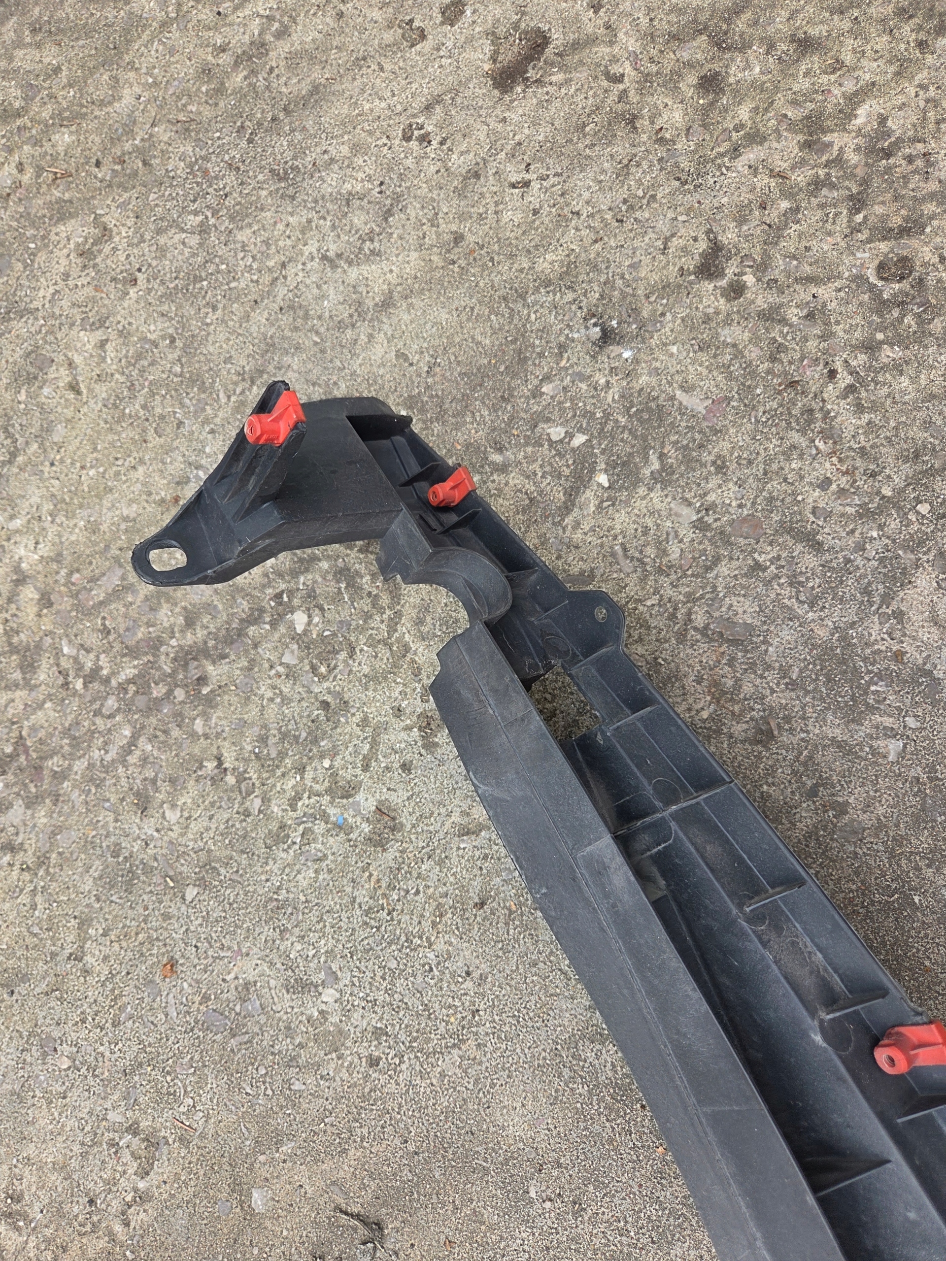 pillar upper supports OPEL MERIVA B 13334028