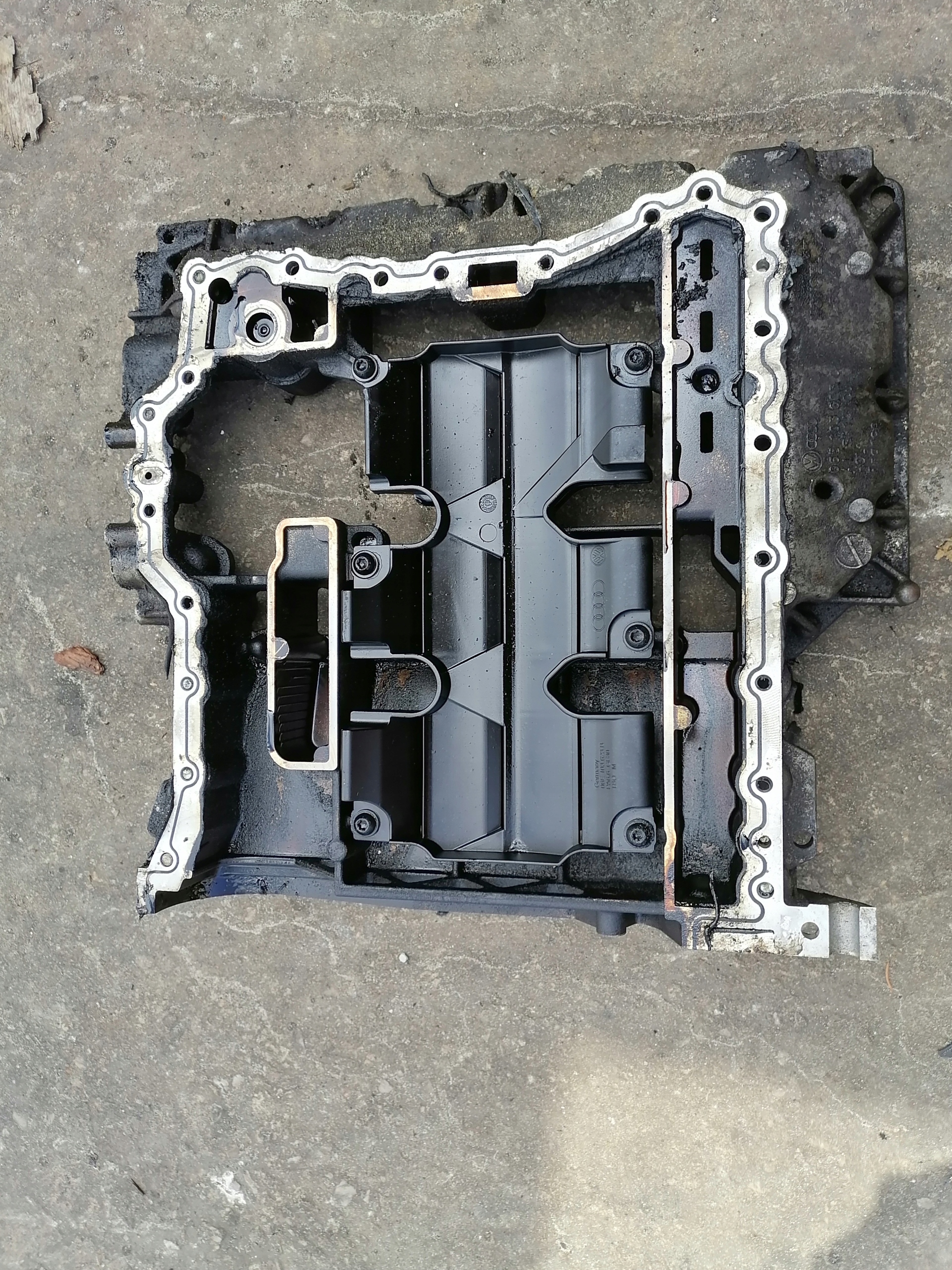 COPPA OLIO AUDI A6 C6 A4 VW 3,2 FSI 06E103603C