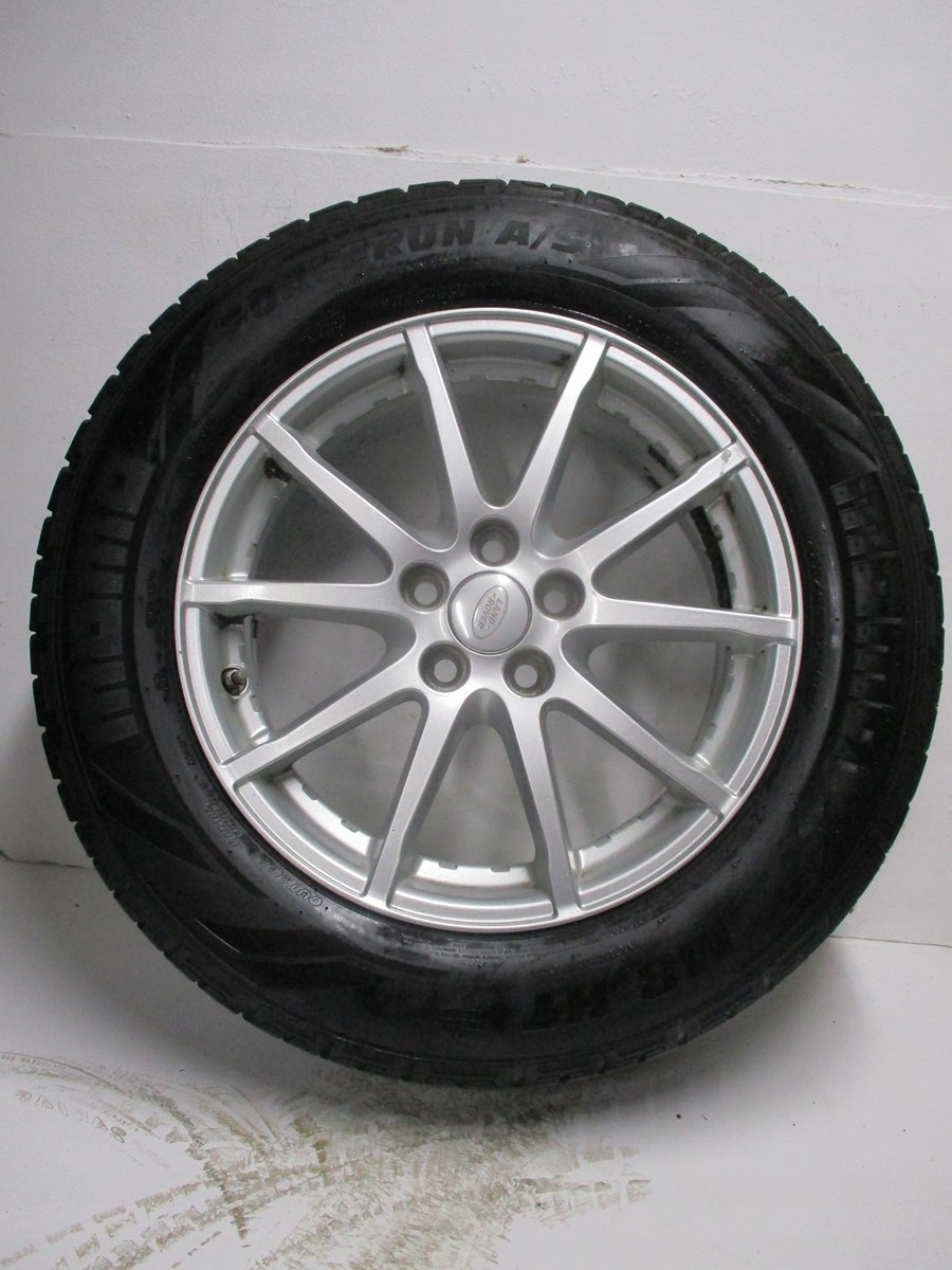 wheels discs tyres Range Rover Evoque R17 M+S 5 MM