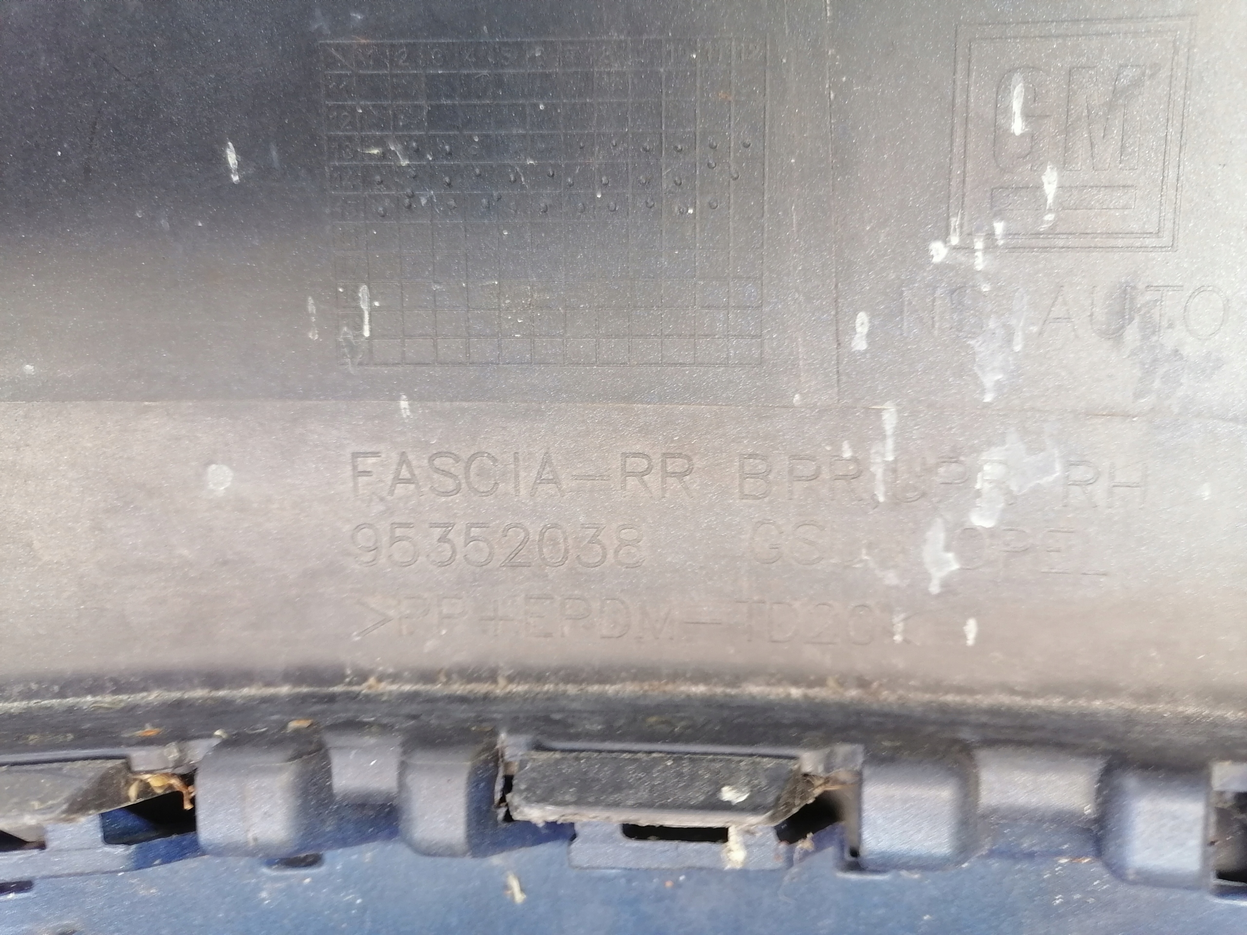 bumper rear part OPEL MOKKA PDC 95365611