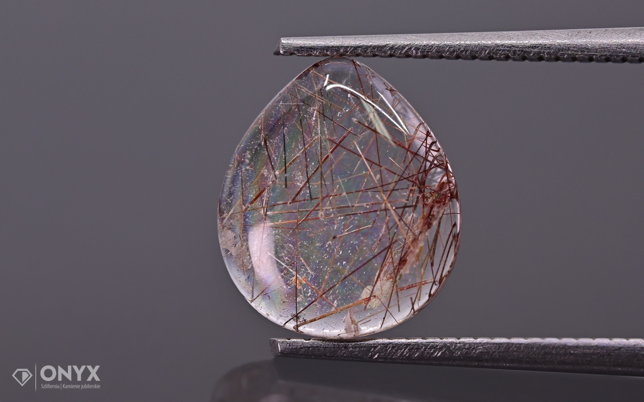 Křemen s rutilem nízký kabošon slza 10x9 mm