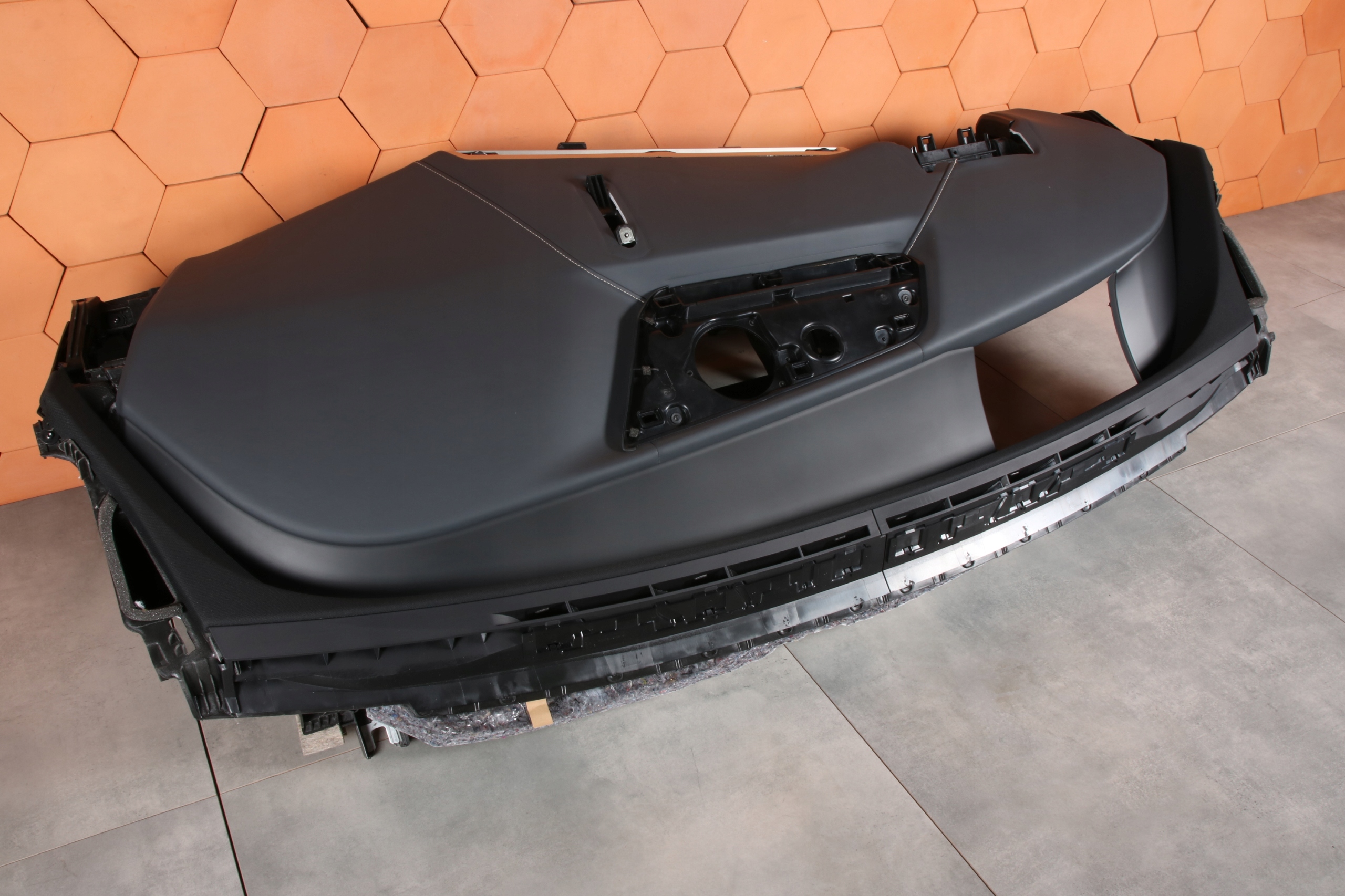 BMW iX I20 originál dashboard instrument panel console leather SUITE AMIDO HEAD UP