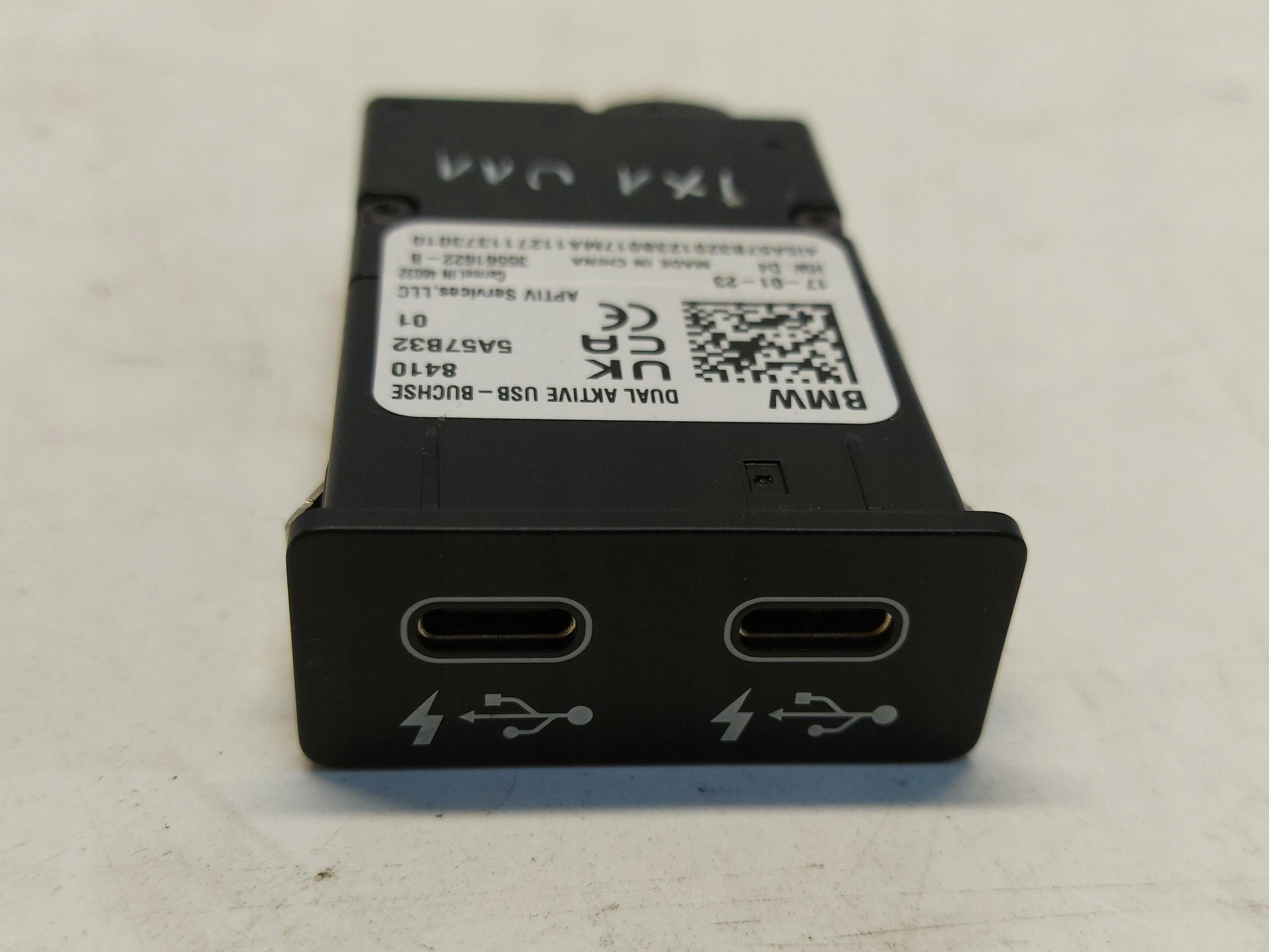 BMW iX1 X1 U11 Adapter, Stecker USB 5A57B32