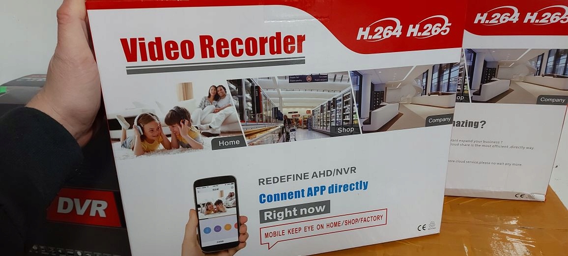 Rejestrator Nagrywarka IP LCD 4 kamery WiFi 2Mpx Liczba obsługiwanych kamer 4