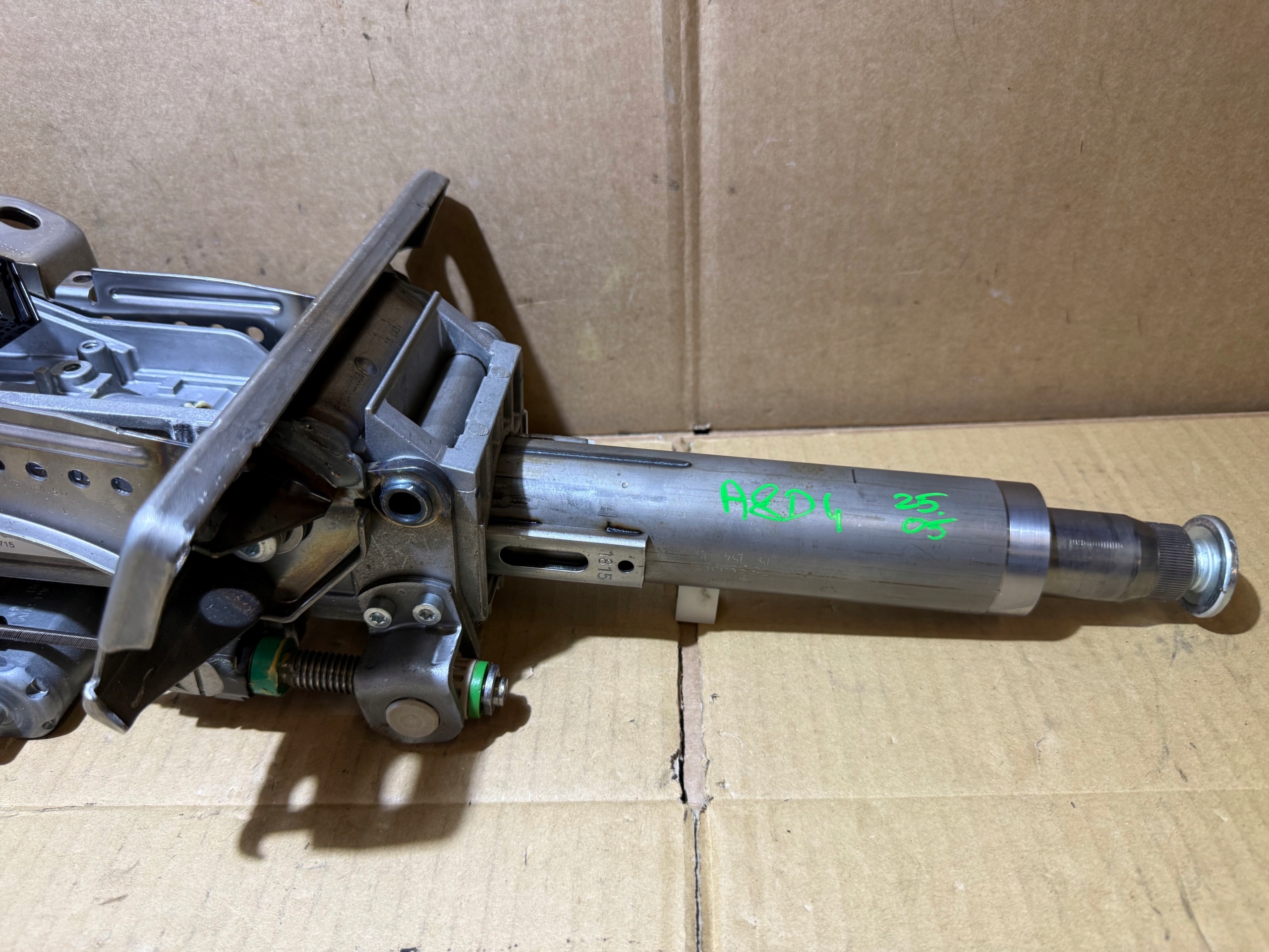 AUDI A8 D4 LIFT steering wheel rod 4H0419506AC