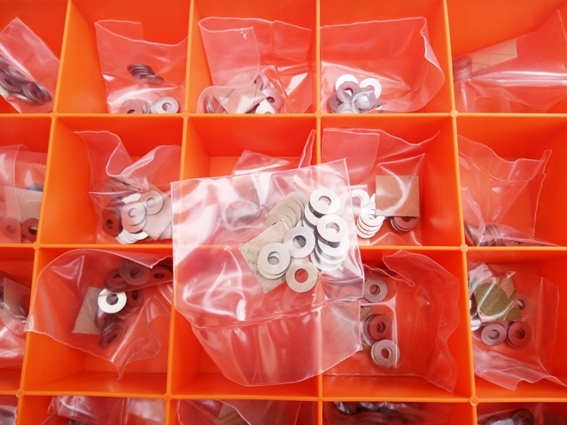 PODKŁADKI REGULACYJNE 11,5mm DO WTRYSKIWACZY TYPU DLL/DLLA/BDLLA/S 480sztuk Producent części inny