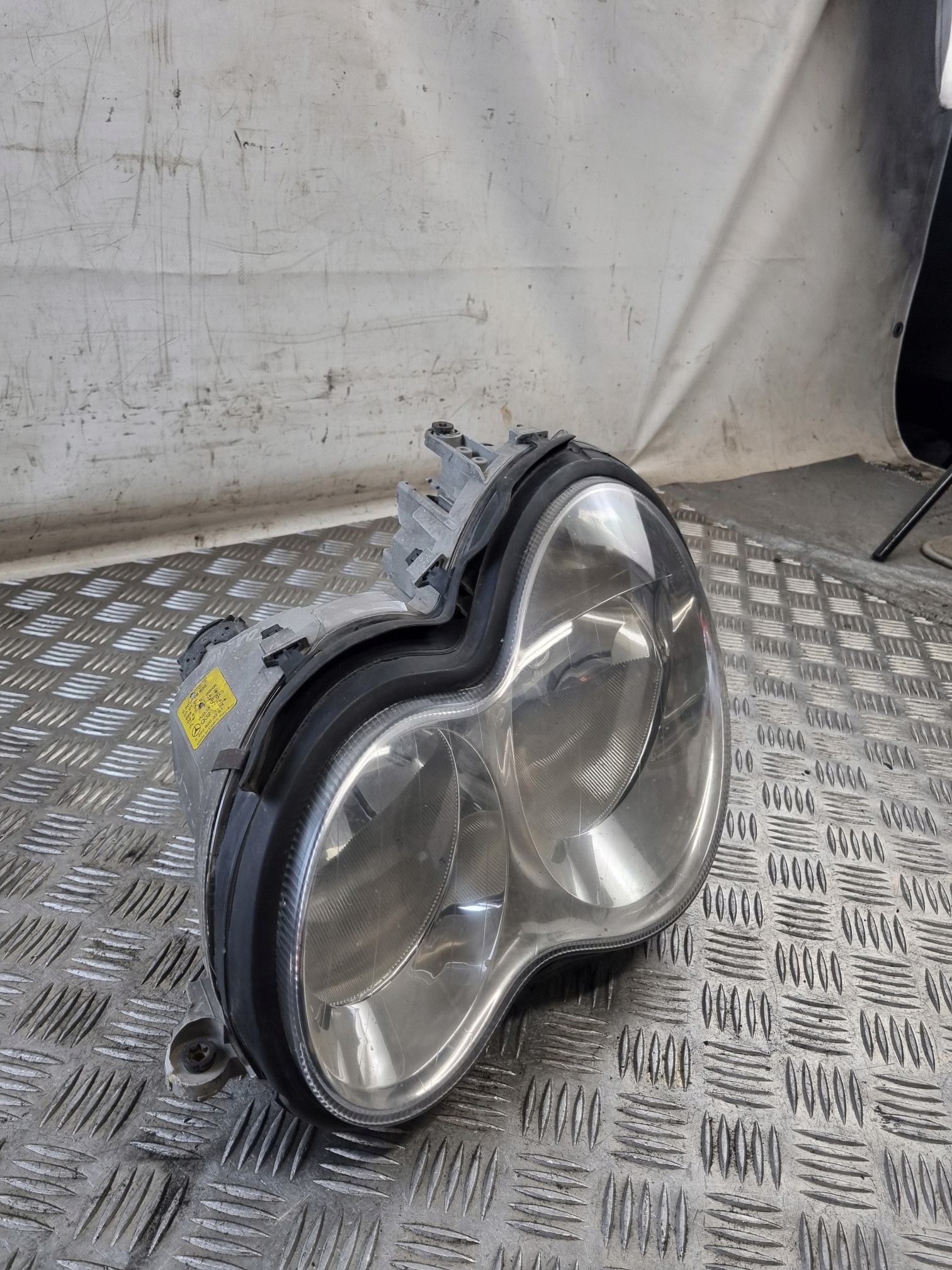 light left front MERCEDES W203 2004