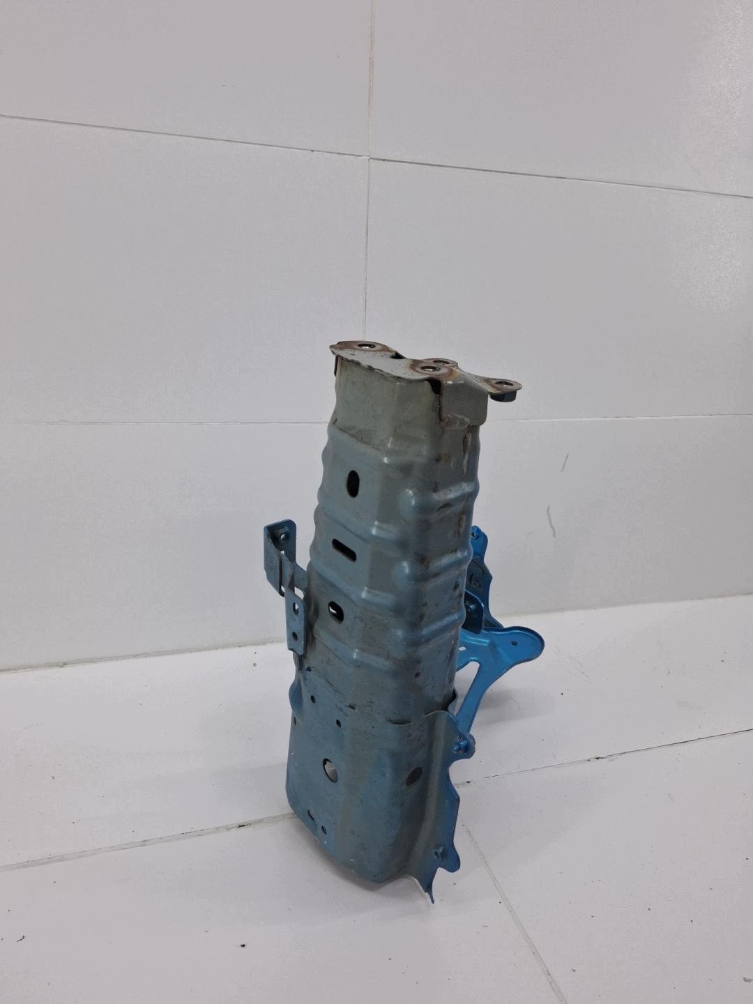 quarter front left side Mazda 3 2 BL 2010