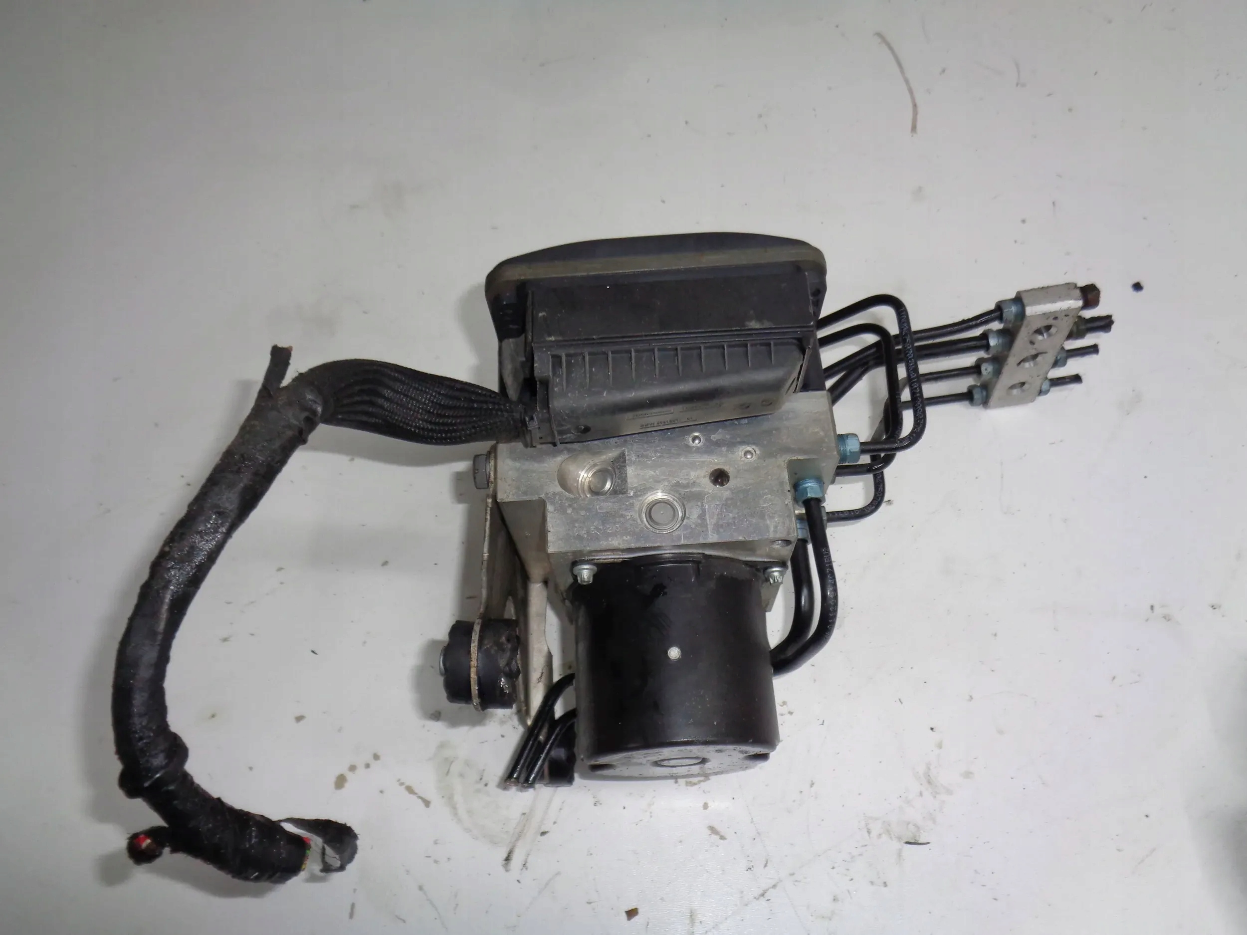 BMW F10 F11 control unit pump ABS DSC