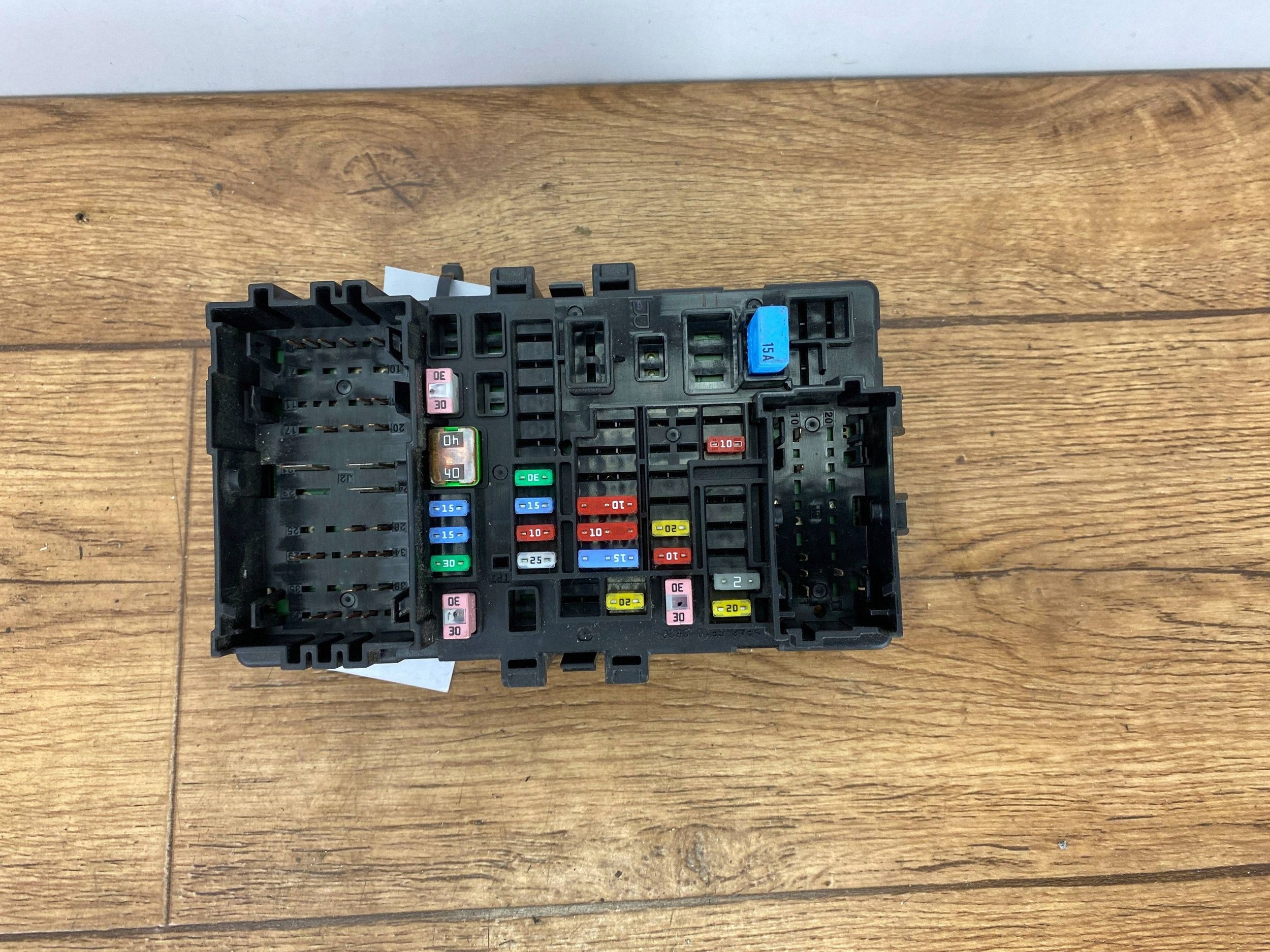 Module fusibles Complète Cadillac Escalade IV 2015+