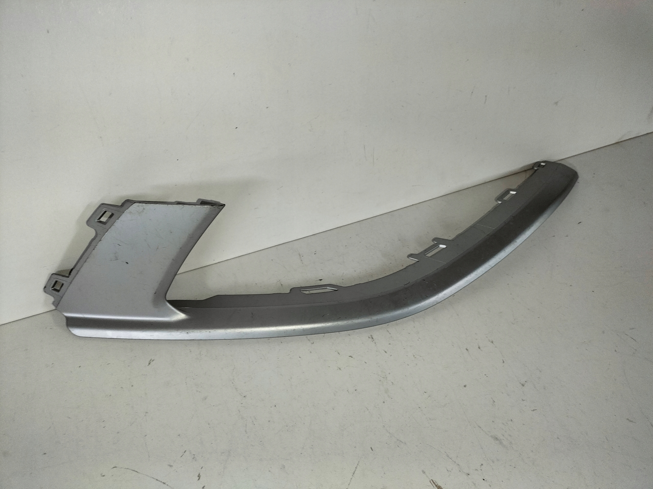 moulding cap of a bumper rear part left AUDI Q4 E-TRON 22