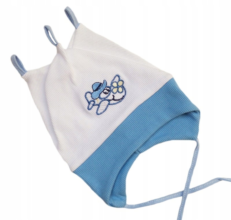 

Czapka dziecięca wiązana 45-47 jesienna wiosenna