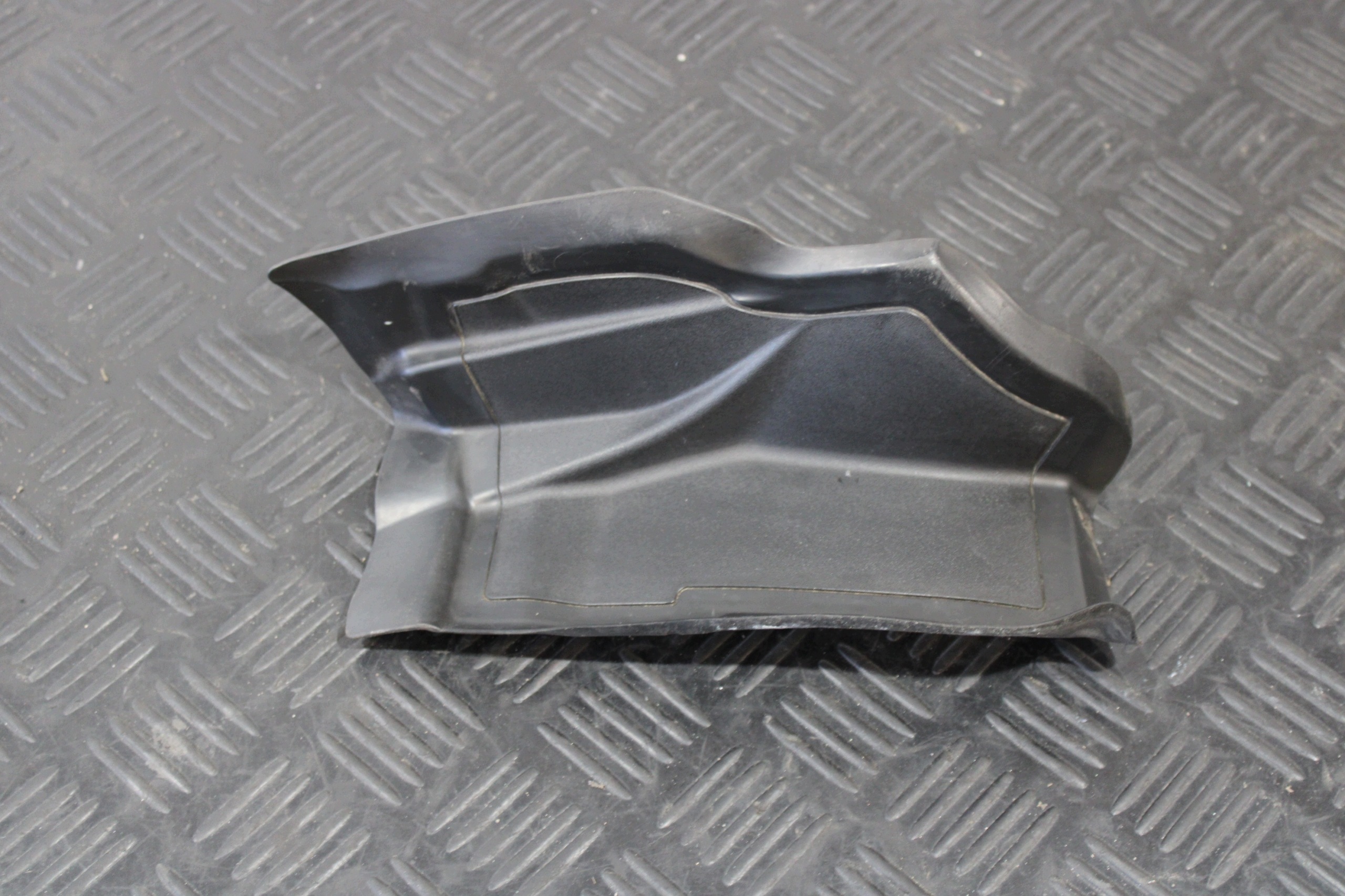 cover spoiler lights left rear part 156117190 ALFA ROMEO STELVIO