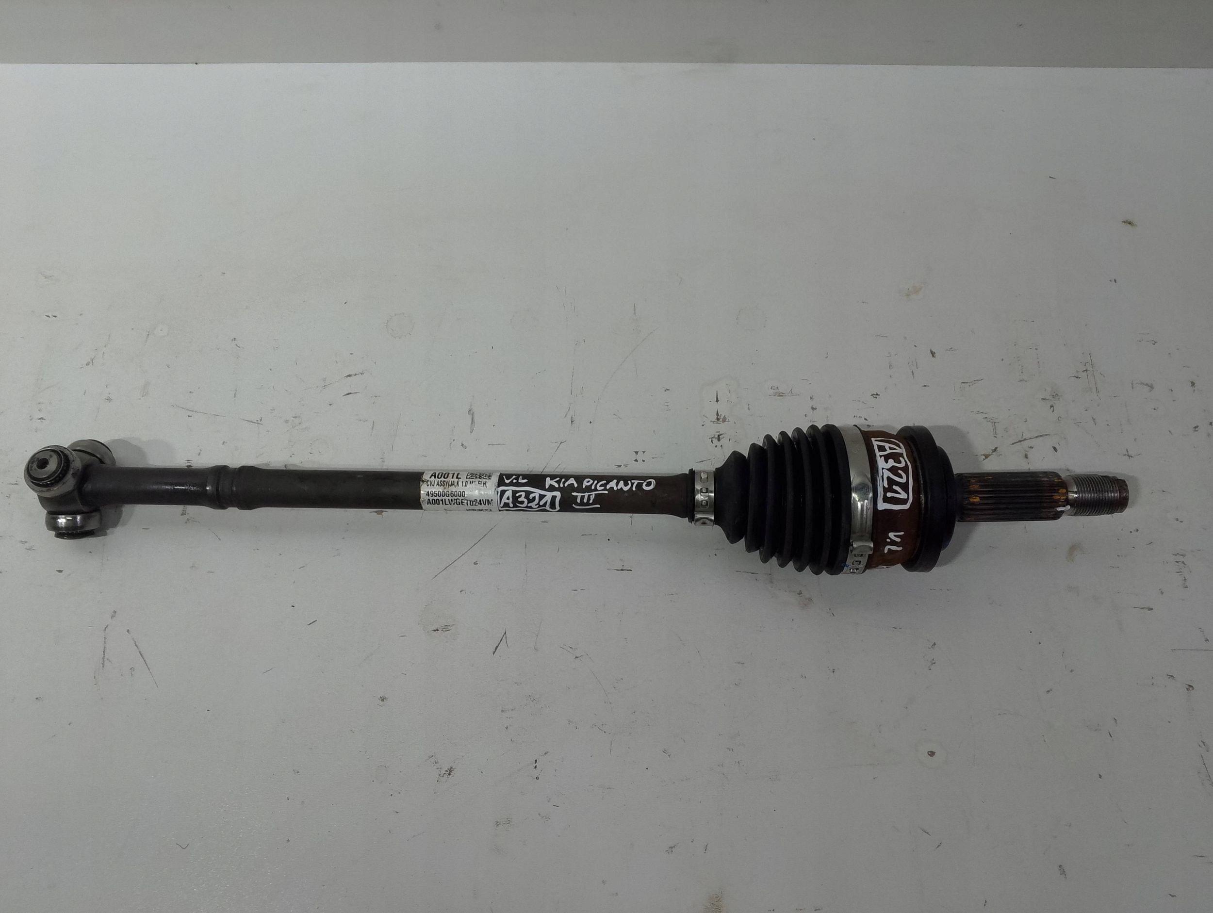 KIA Picanto III 1,0 semi-axis left 49500G6000 (A321)