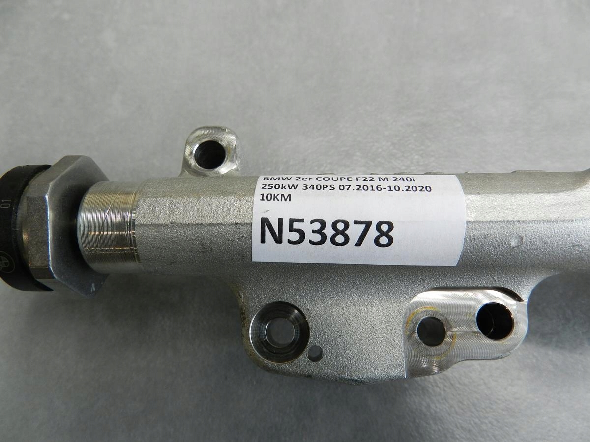BMW 2 F22 M240i injection ramp sensor 8643665
